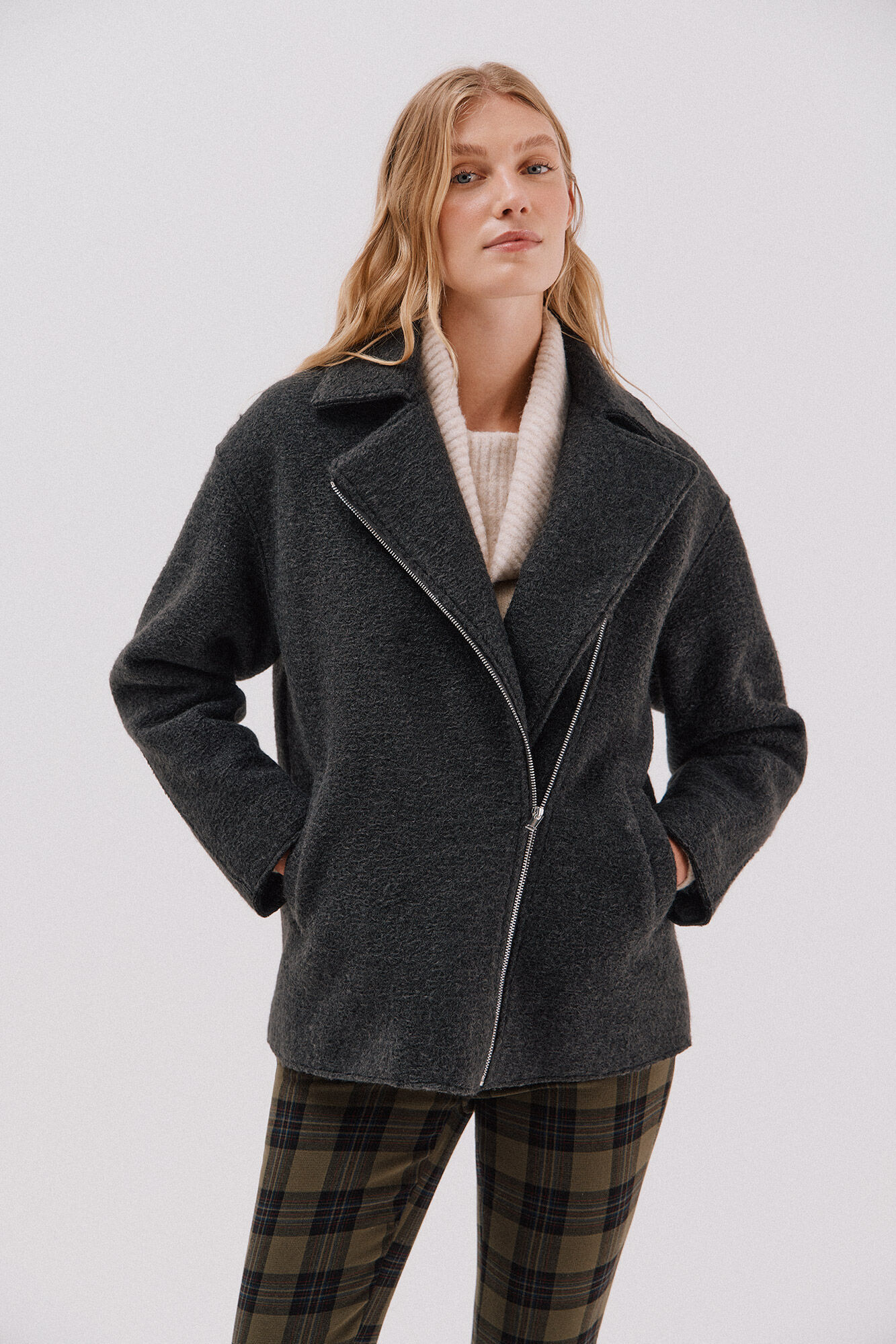 Cortefiel Sobretudo curto estilo biker