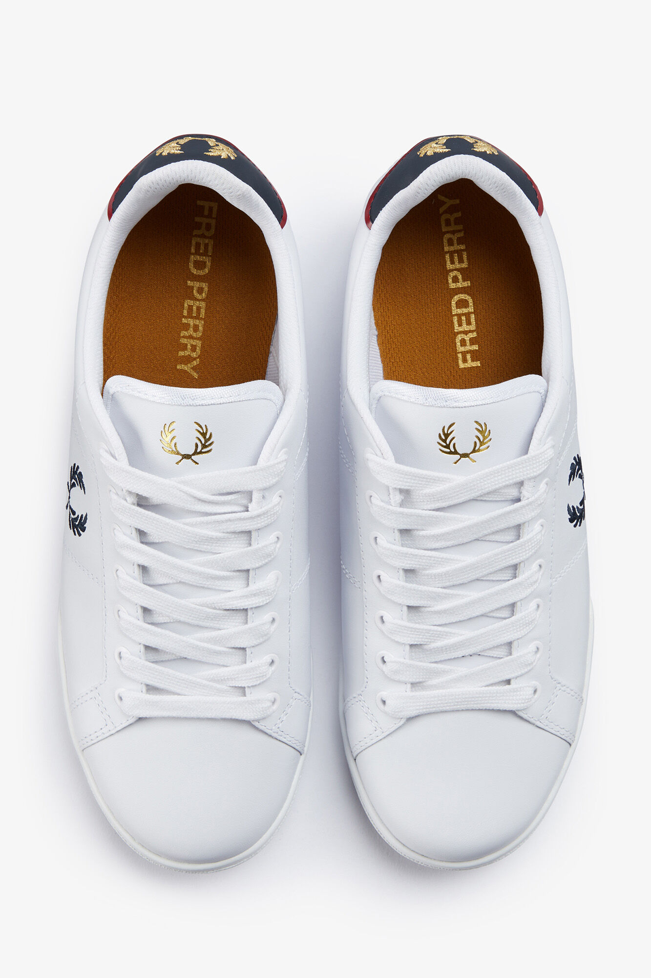 Fred Perry B722 leather trainer White
