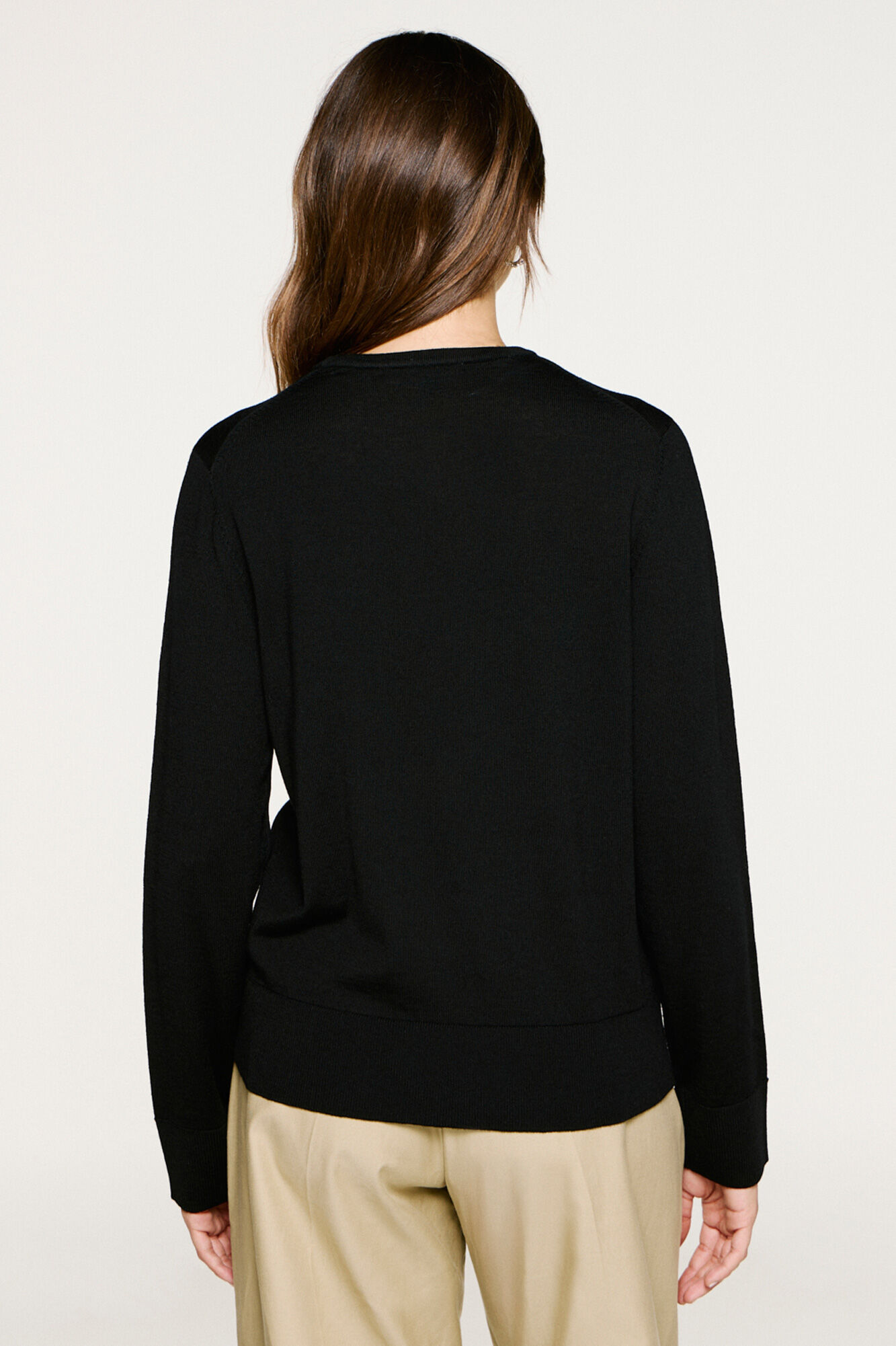 Selected Jersey 100% lana merino. Negro