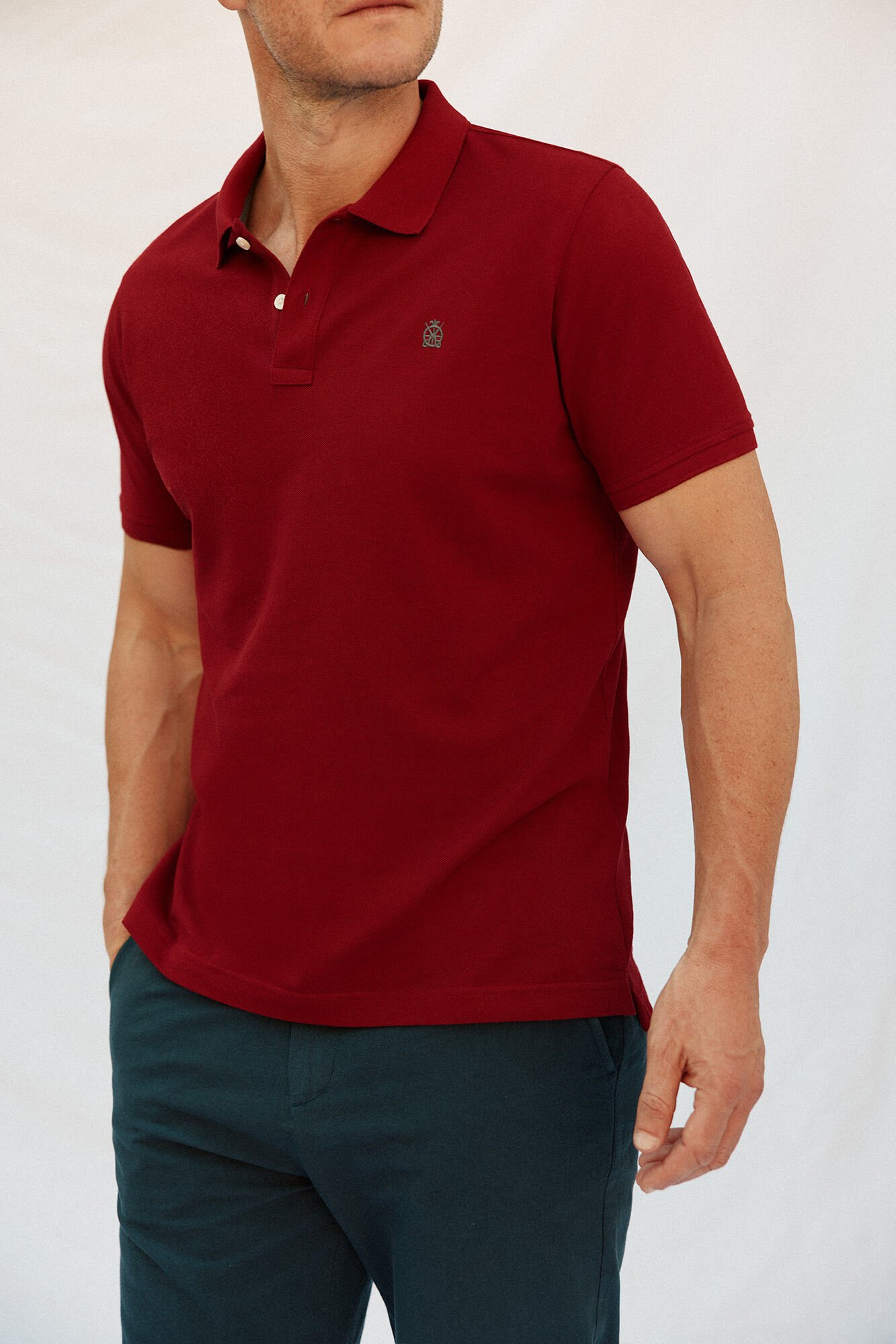 Cortefiel Essential slim polo shirt Maroon