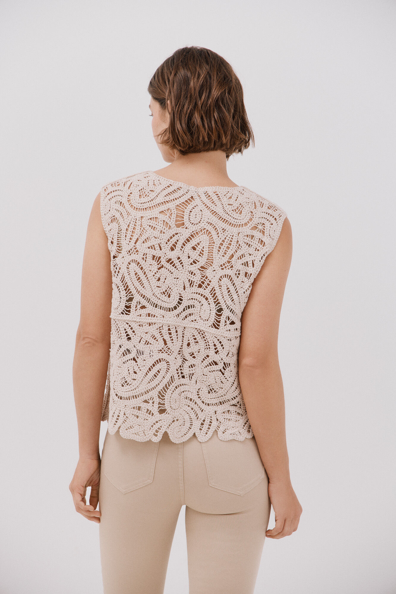 Cortefiel Crochet vest Ivory