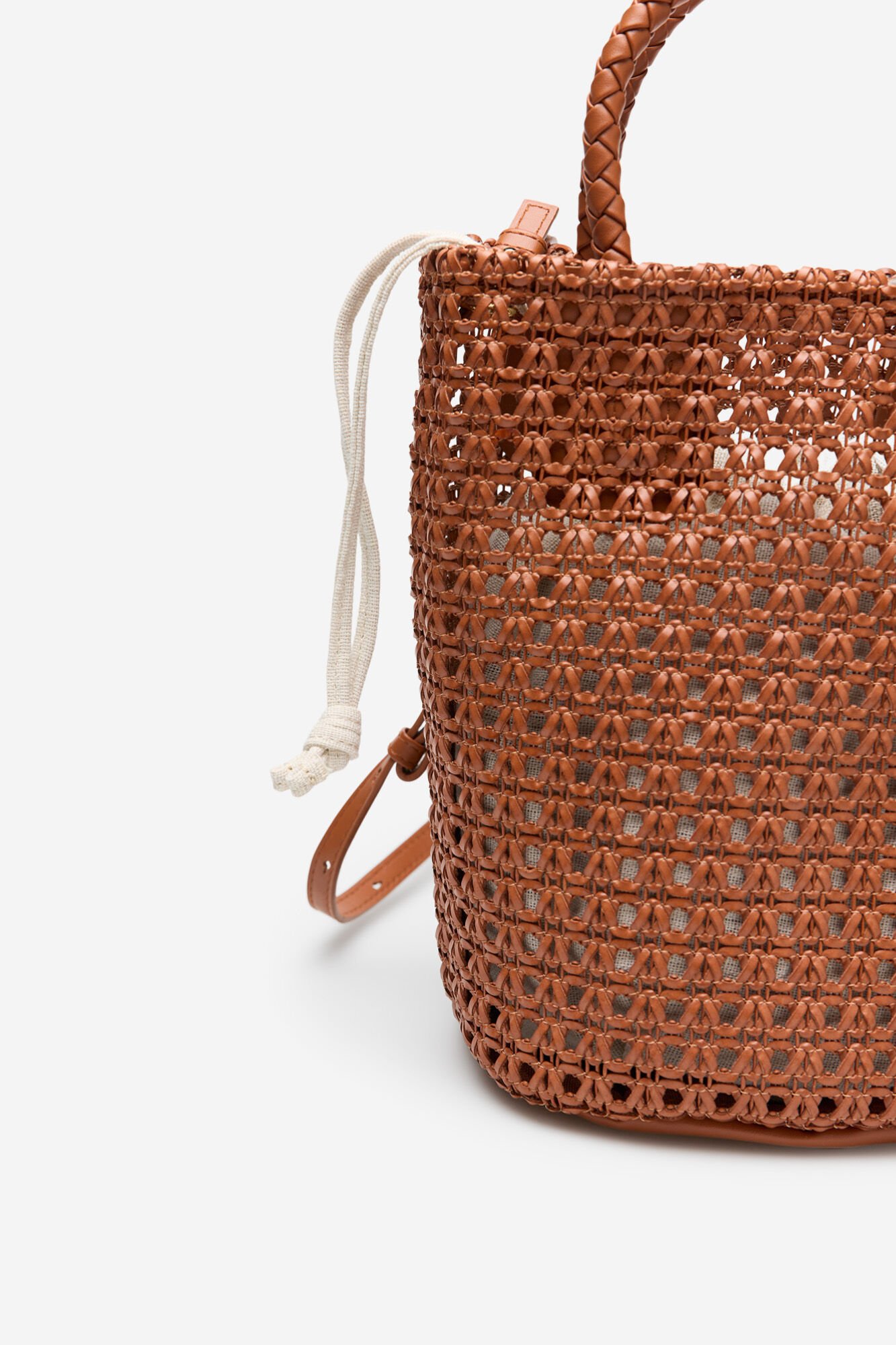 Cortefiel Braided bucket bag Coral