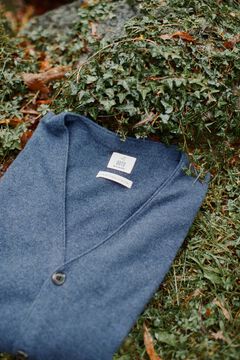 Cortefiel Button-up jersey-knit cardigan Blue