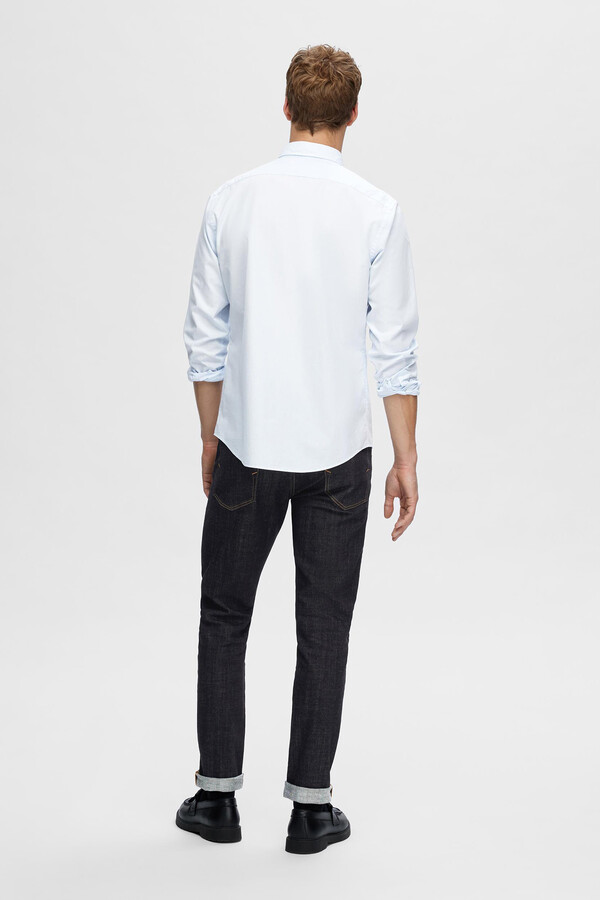 Cortefiel Camisa de manga larga Slim Fit confeccionada con algodón reciclado azul