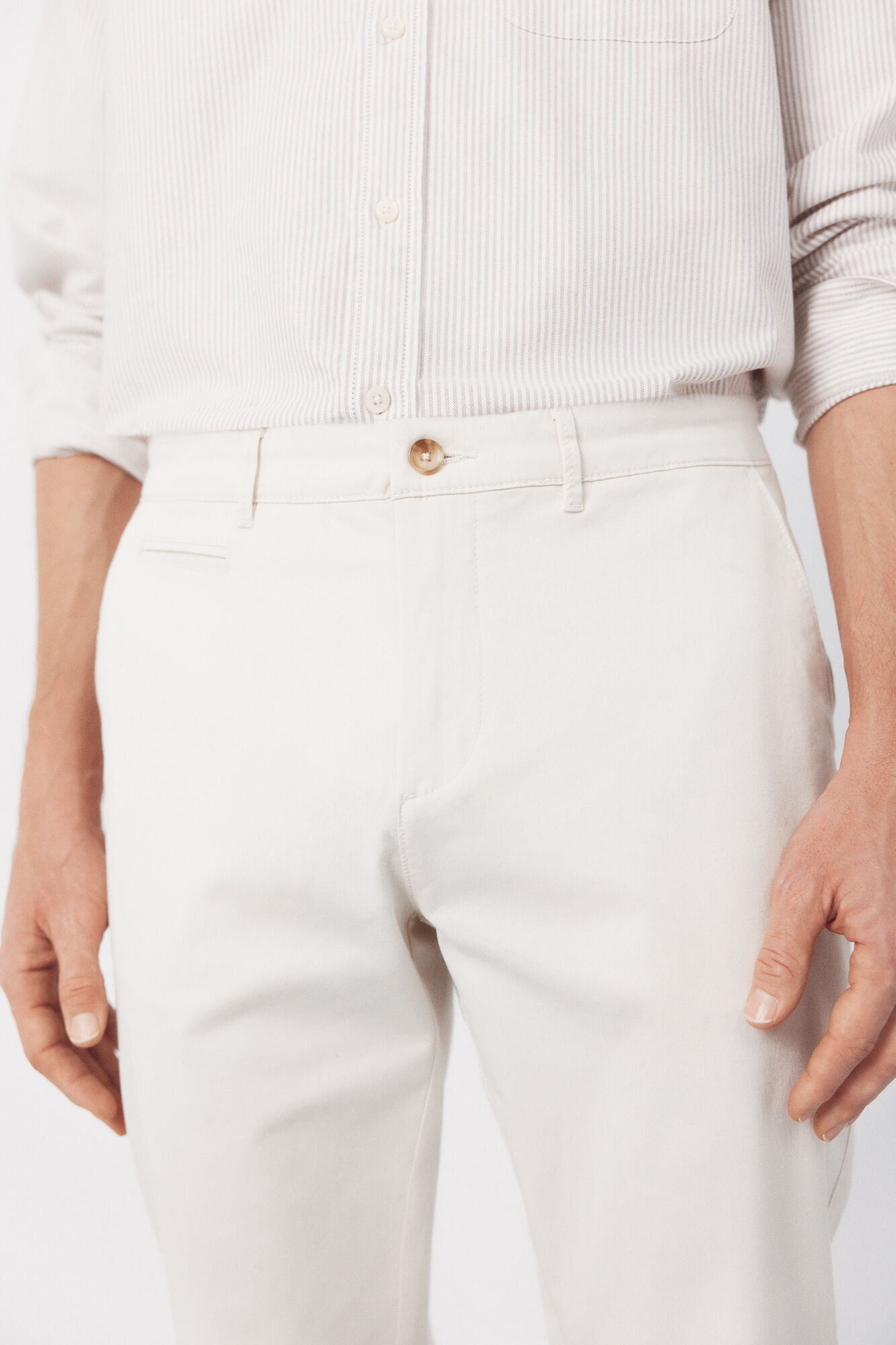 Cortefiel Slim fit lightweight chinos Ivory