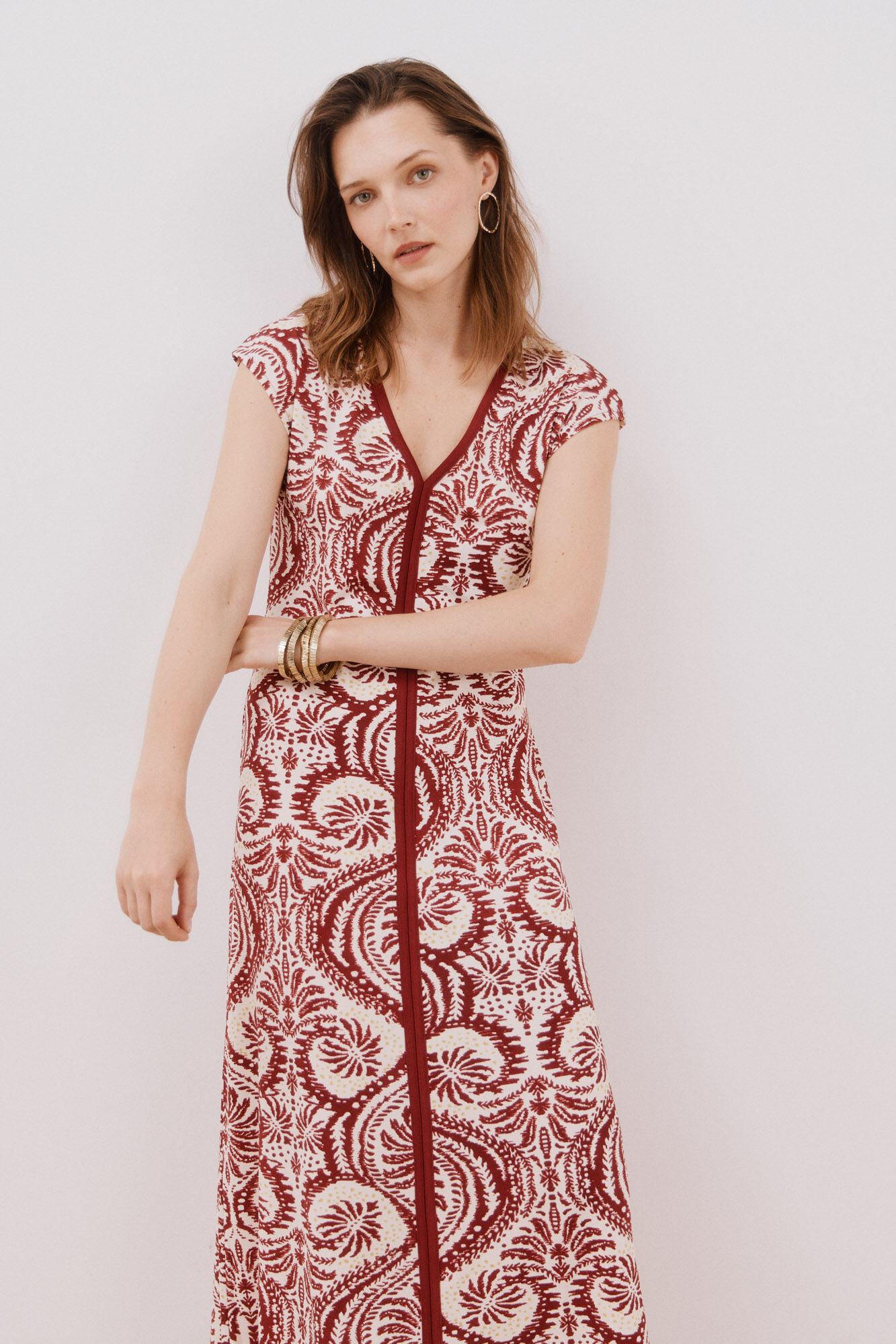 Cortefiel Contrast V neckline dress