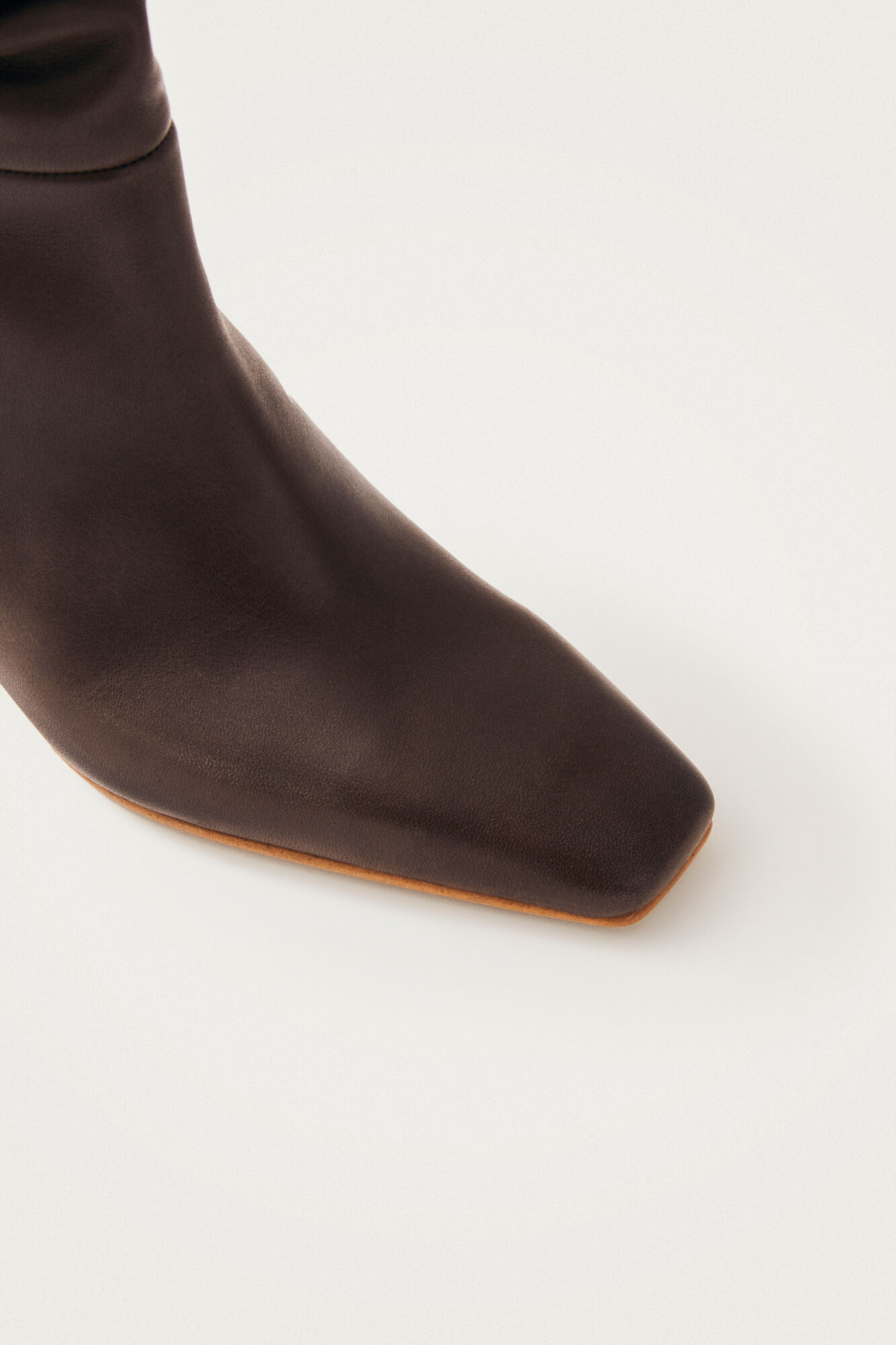 Alohas Kalila leather boots Brown