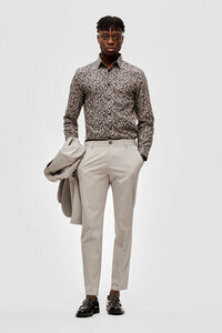 Selected Pantal&oacute;n de traje slim fit elaborado con materiales reciclados.