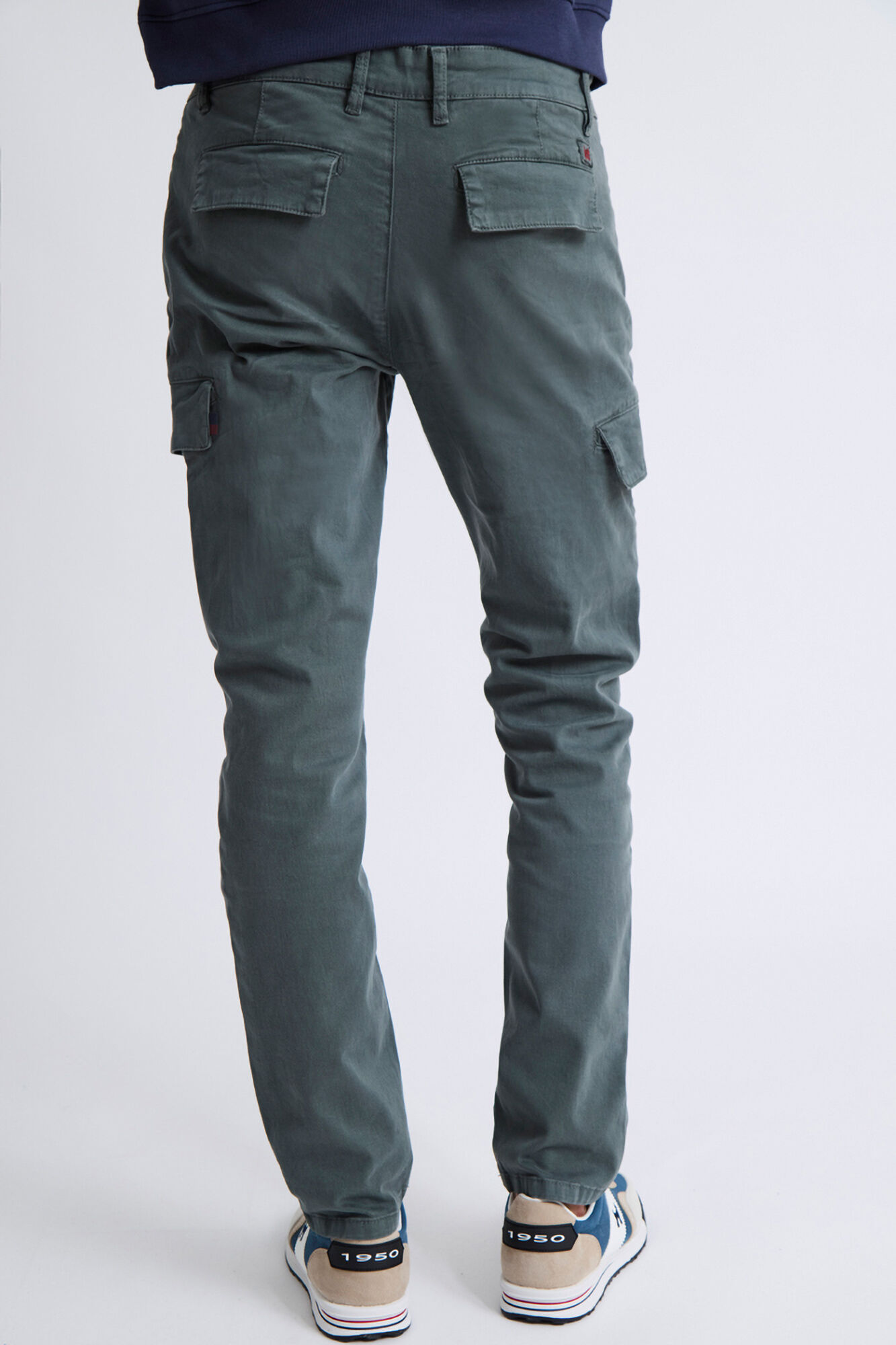 Williot Cal&ccedil;a cargo Verde