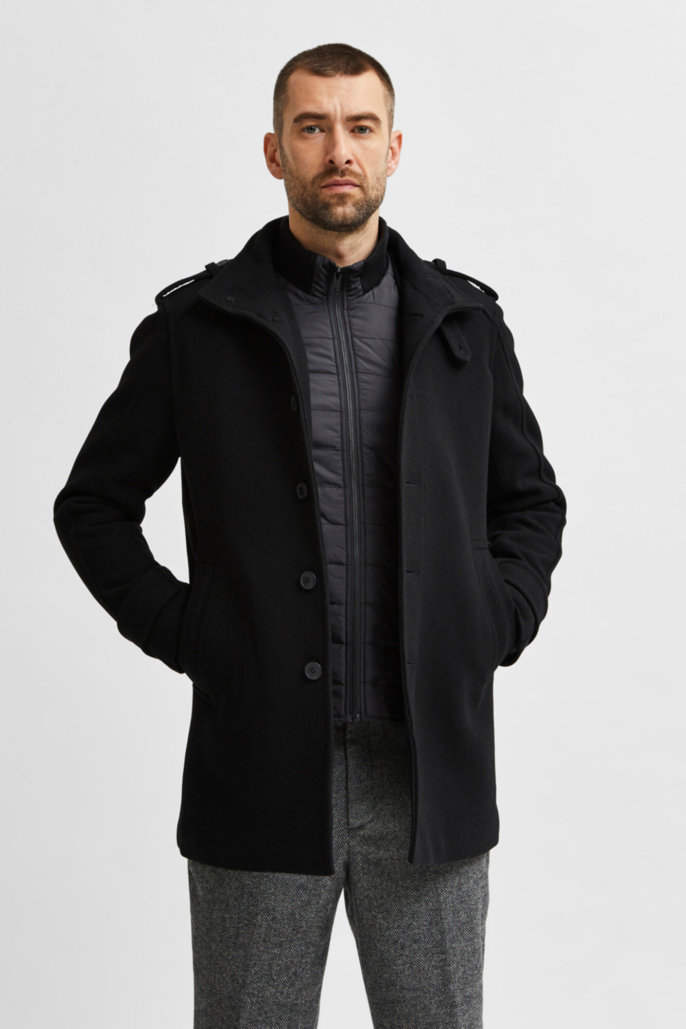 Selected Abrigo con botones Negro