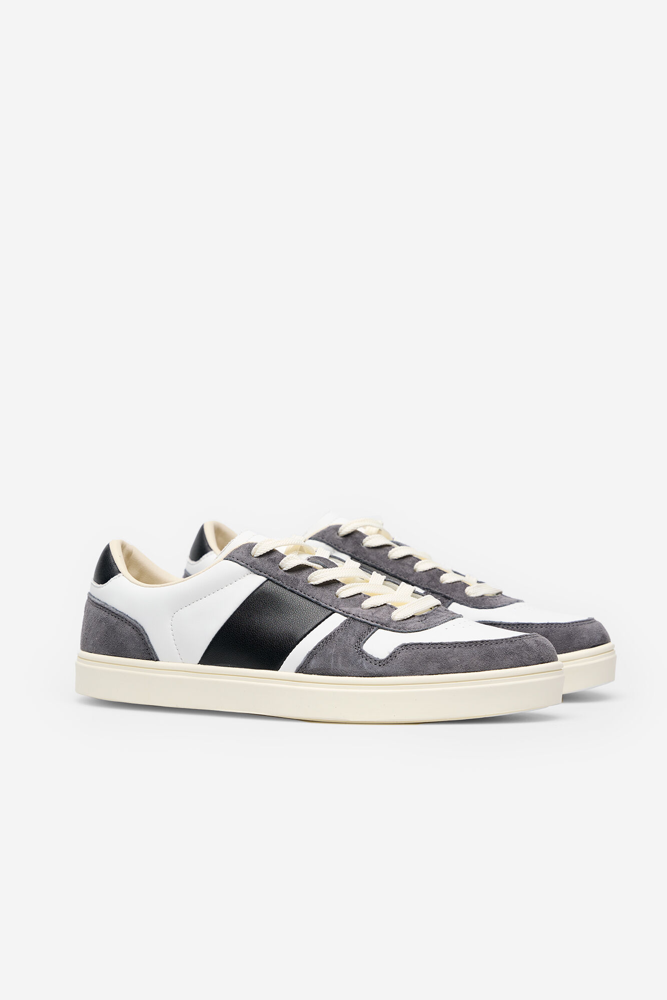 Cortefiel Leather sneaker Grey