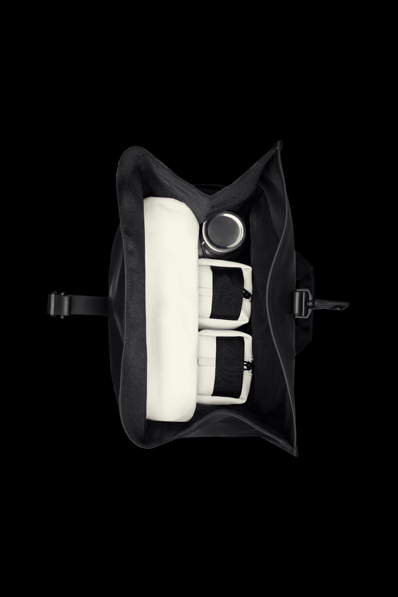 Rains Mochila rolltop grande imperme&aacute;vel Preto