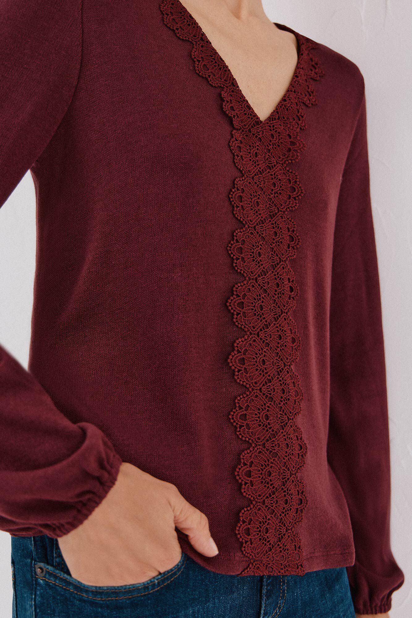 Cortefiel Top detalle puntilla escote