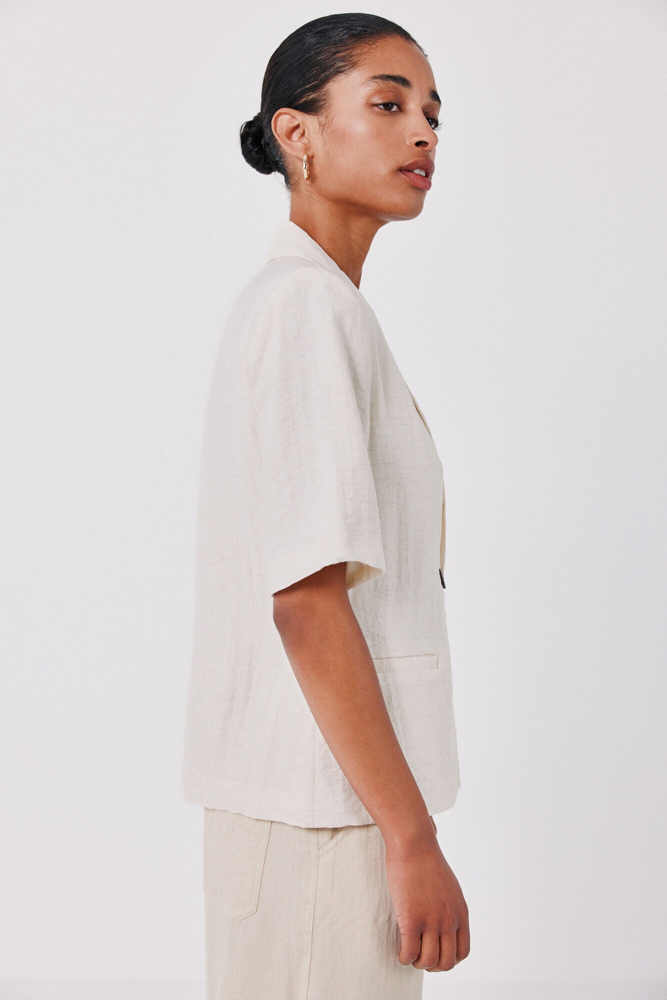 Cortefiel Women's short sleeve blazer Ivory