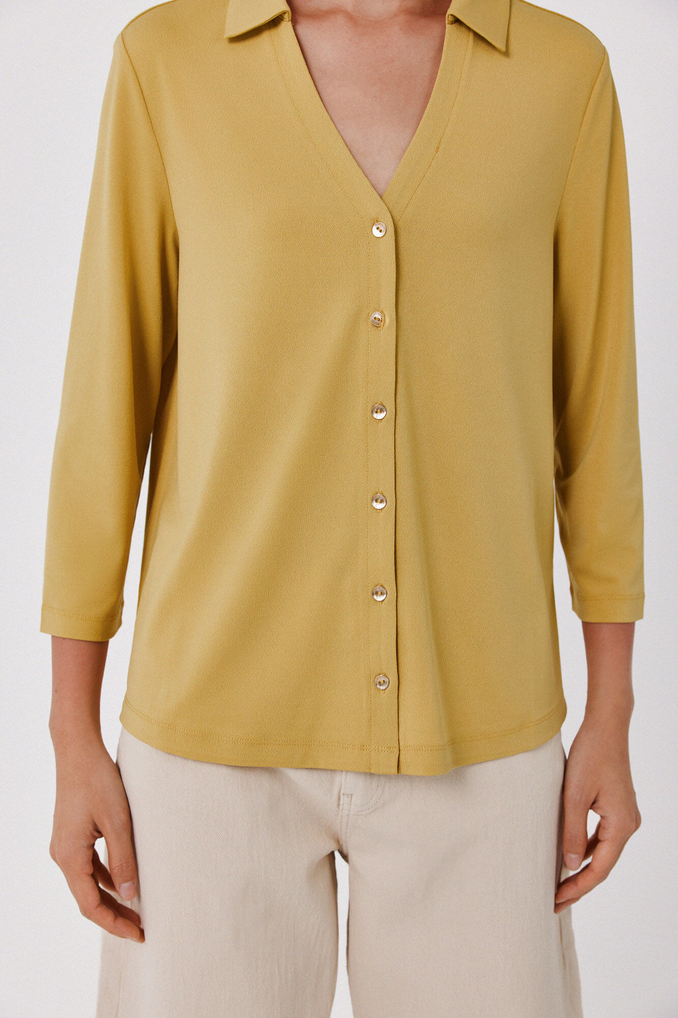 Cortefiel Camisa el&aacute;stica botones Amarillo