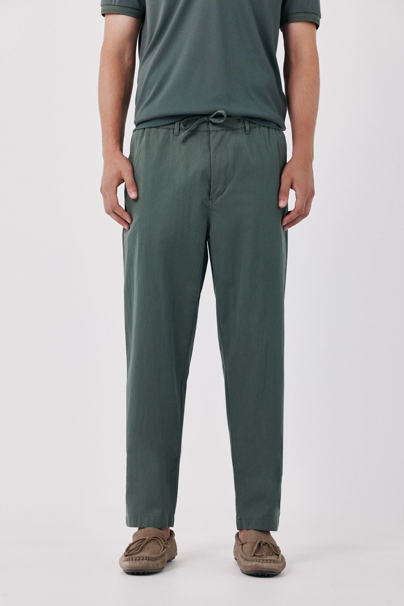 Cortefiel Jogger ligero regular