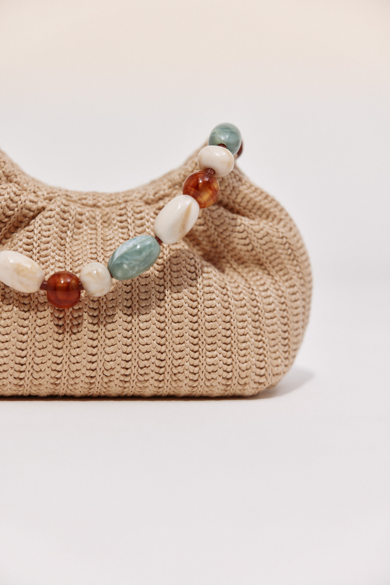 Cortefiel Bandolera de rafia asa fantas&iacute;a Arena