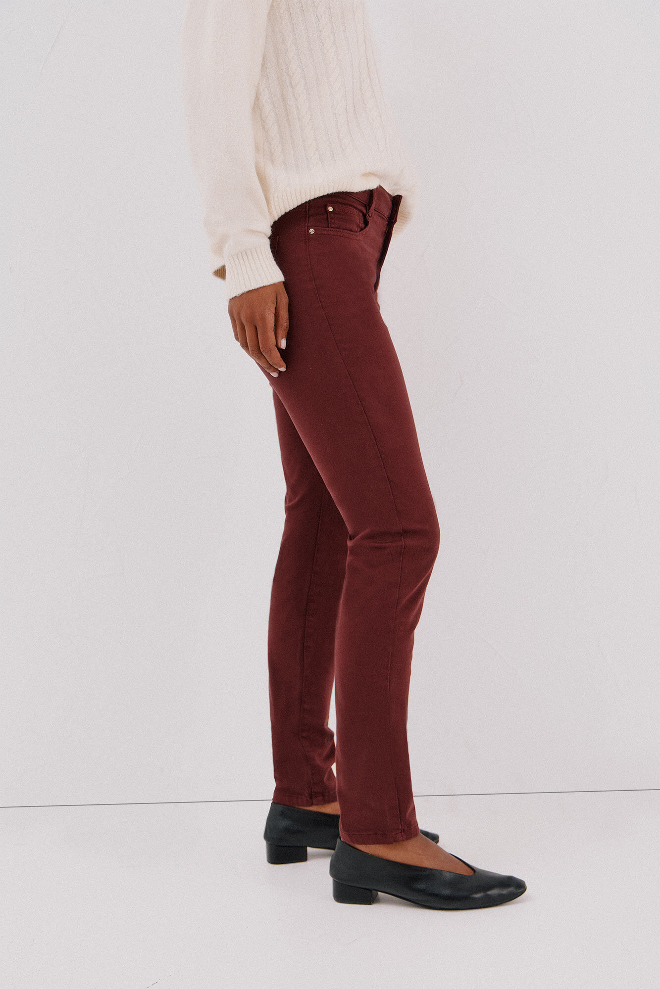 Cortefiel Sensational color pants Maroon