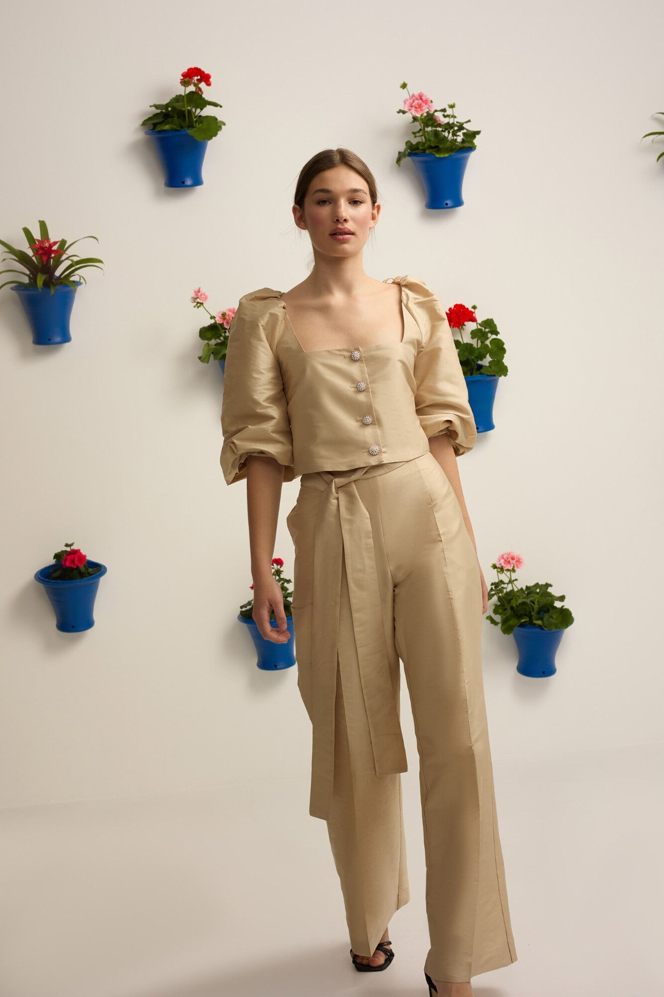 Silbon Cal&ccedil;a Event Collection em tafet&aacute; Tostado