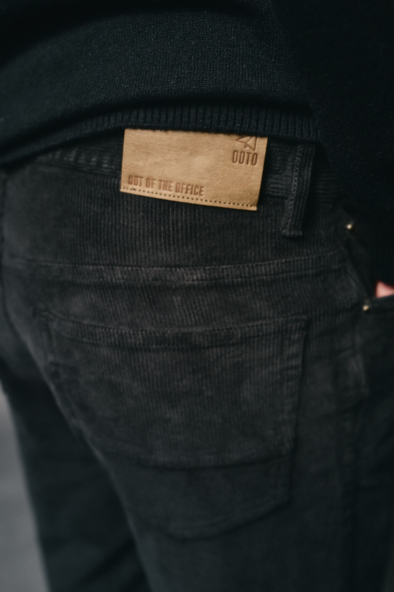 OOTO Cal&ccedil;a de pana 5 bolsos slim fit Preto