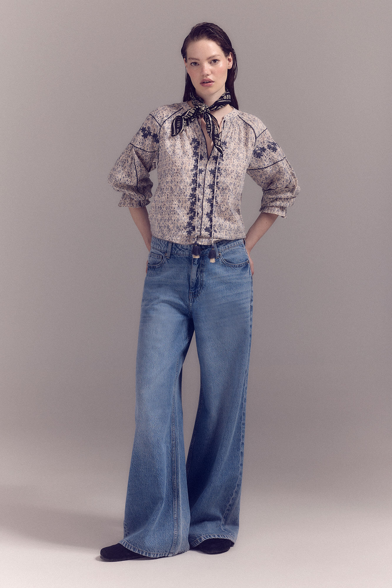 Slowlove Blusa bordada de manga comprida Impress&atilde;o