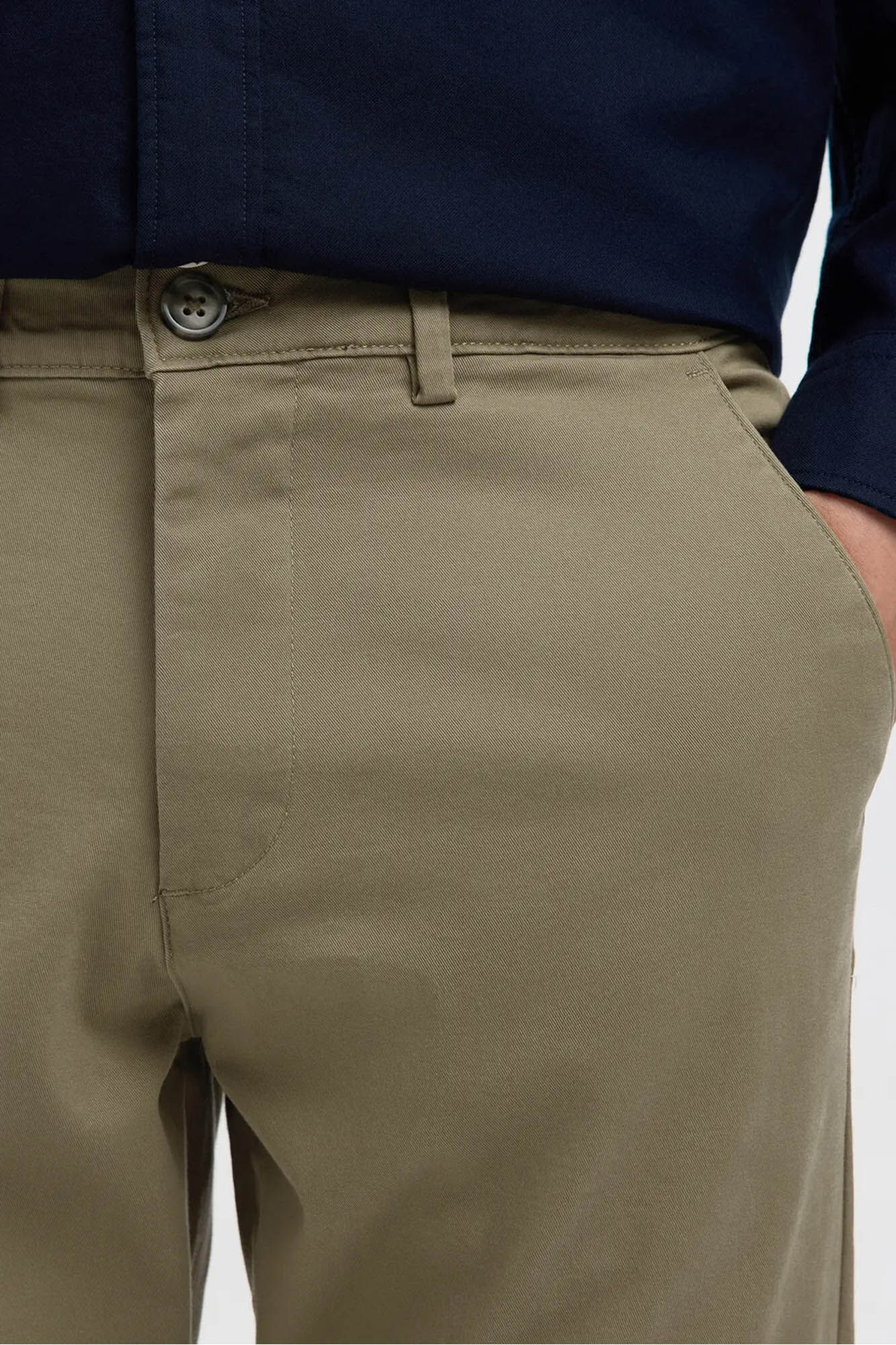 Selected Pantal&oacute;n chino Slim Fit confeccionado con algod&oacute;n org&aacute;nico