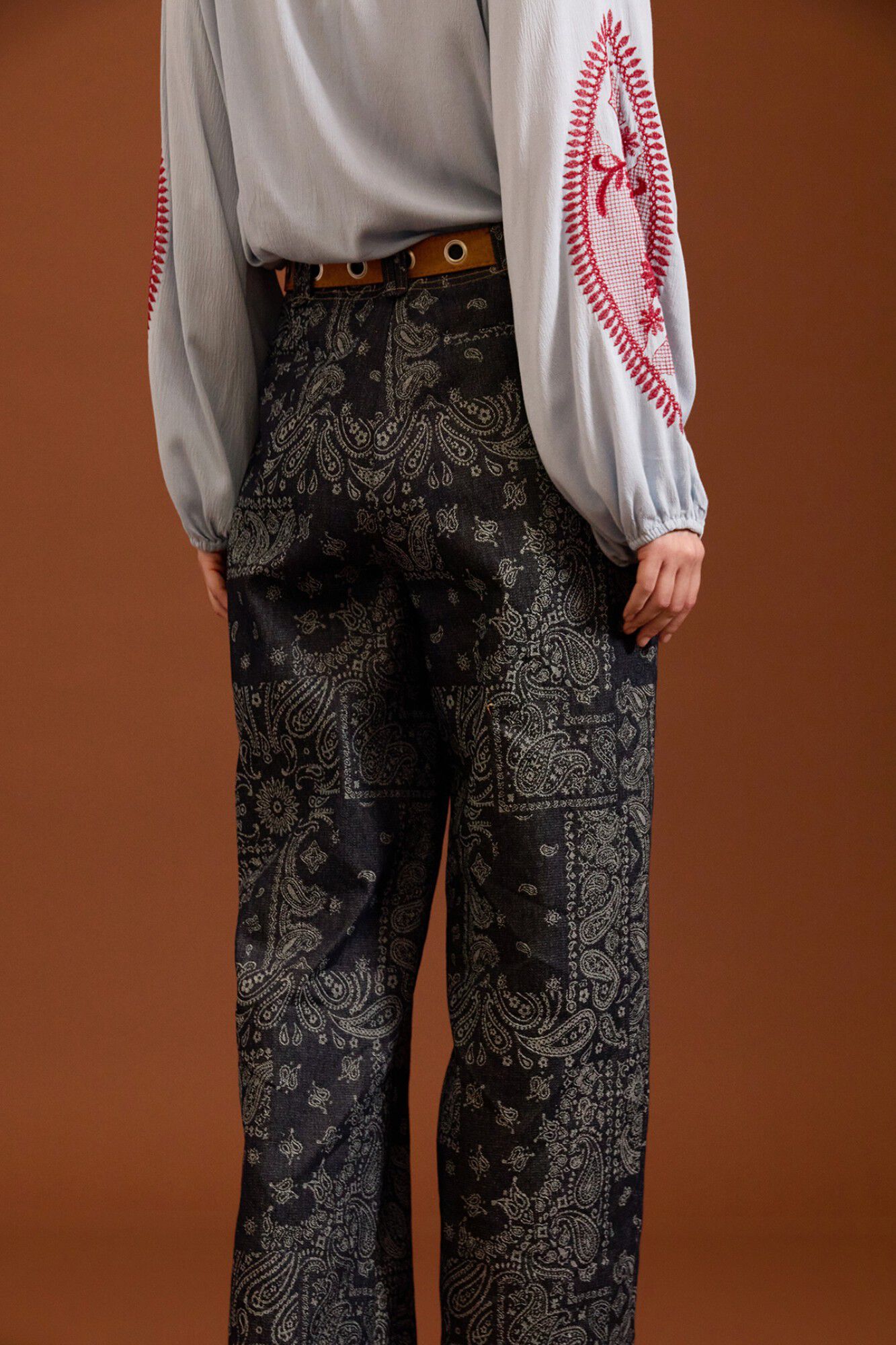 Meisie Jeans com estampado de caxemira Azul