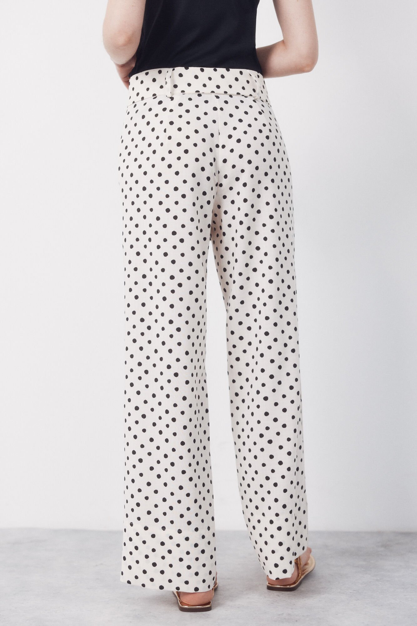 Cortefiel Structured fluid trousers Printed white