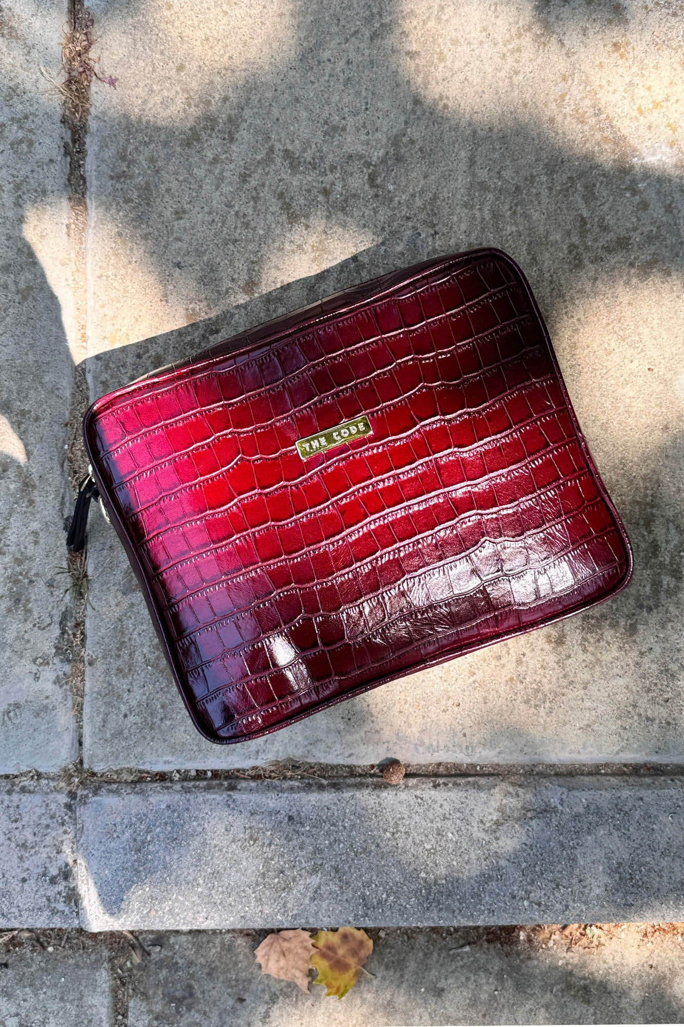 The Code Charlotte burgundy shoulder bag Maroon