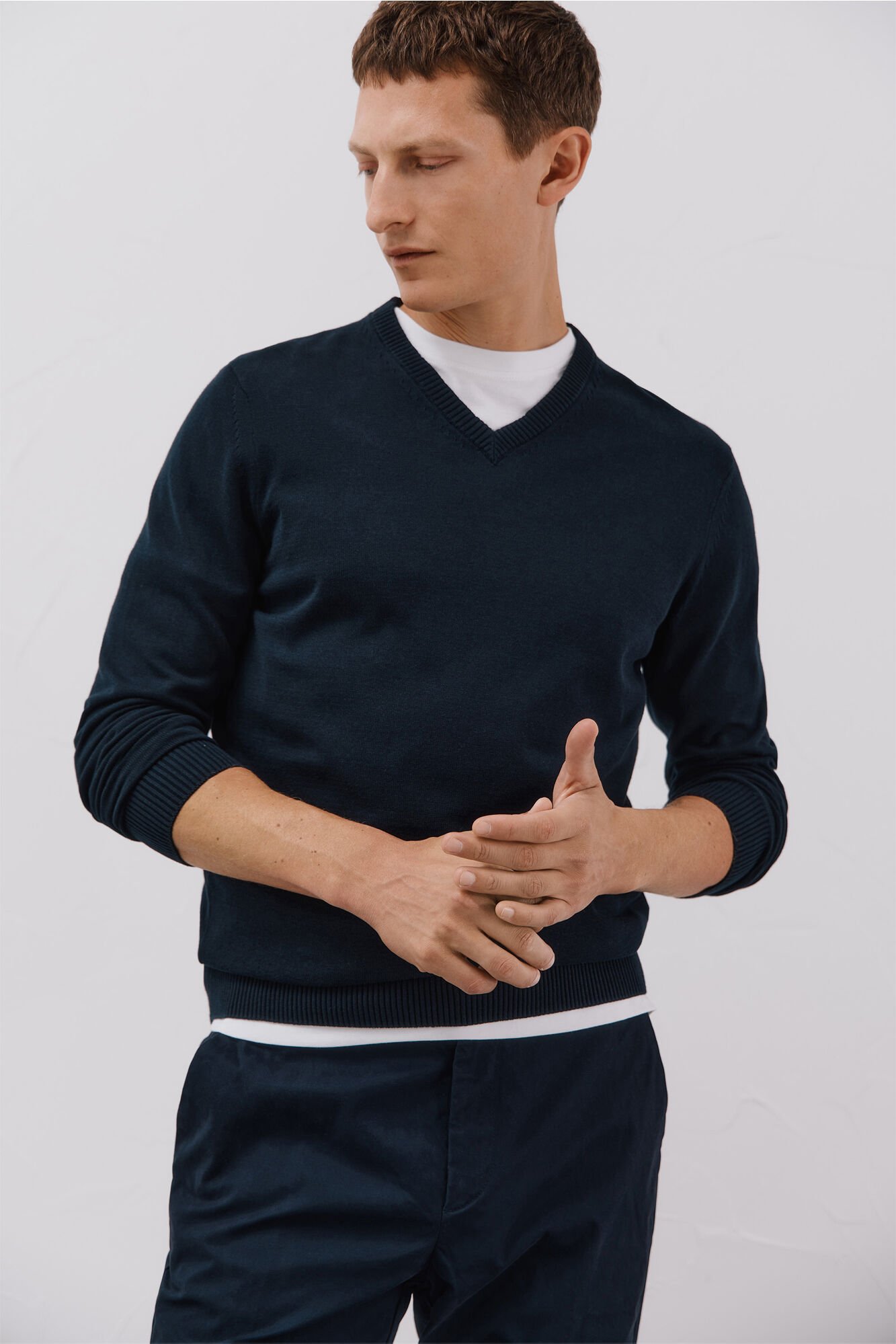 Cortefiel Fine jersey-knit cotton v neck jersey