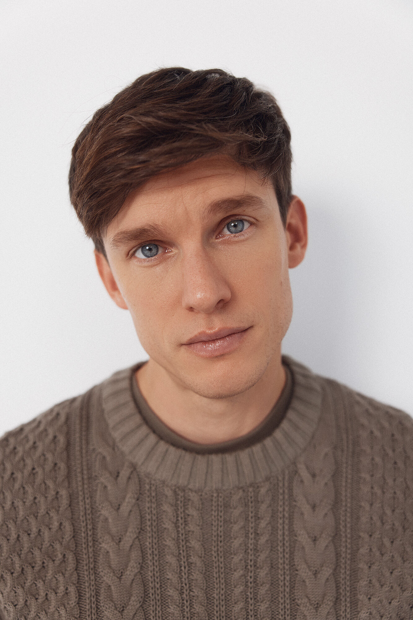 Cortefiel Cable knit round neck jersey-knit  Kaki