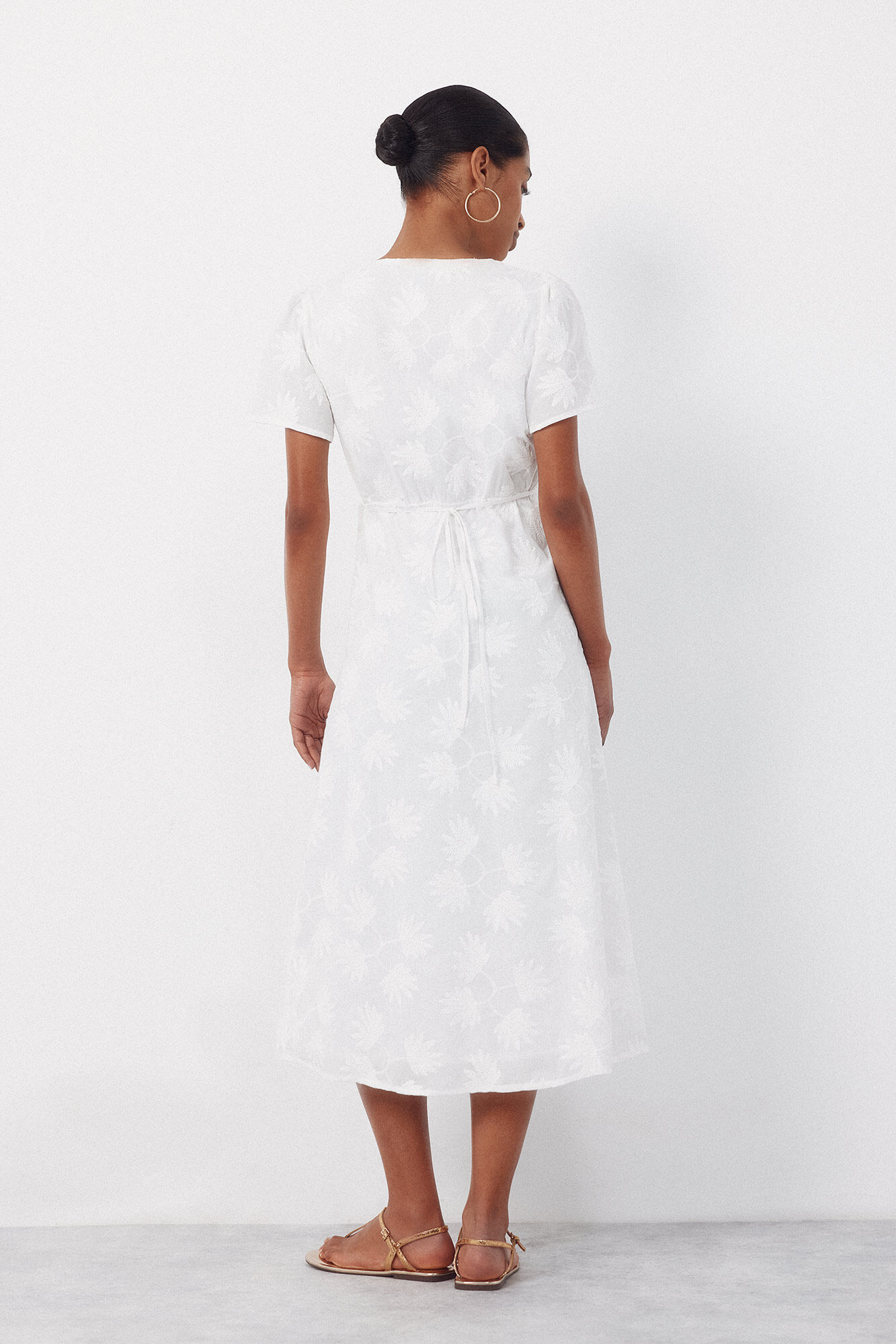 Cortefiel Embroidered dress White