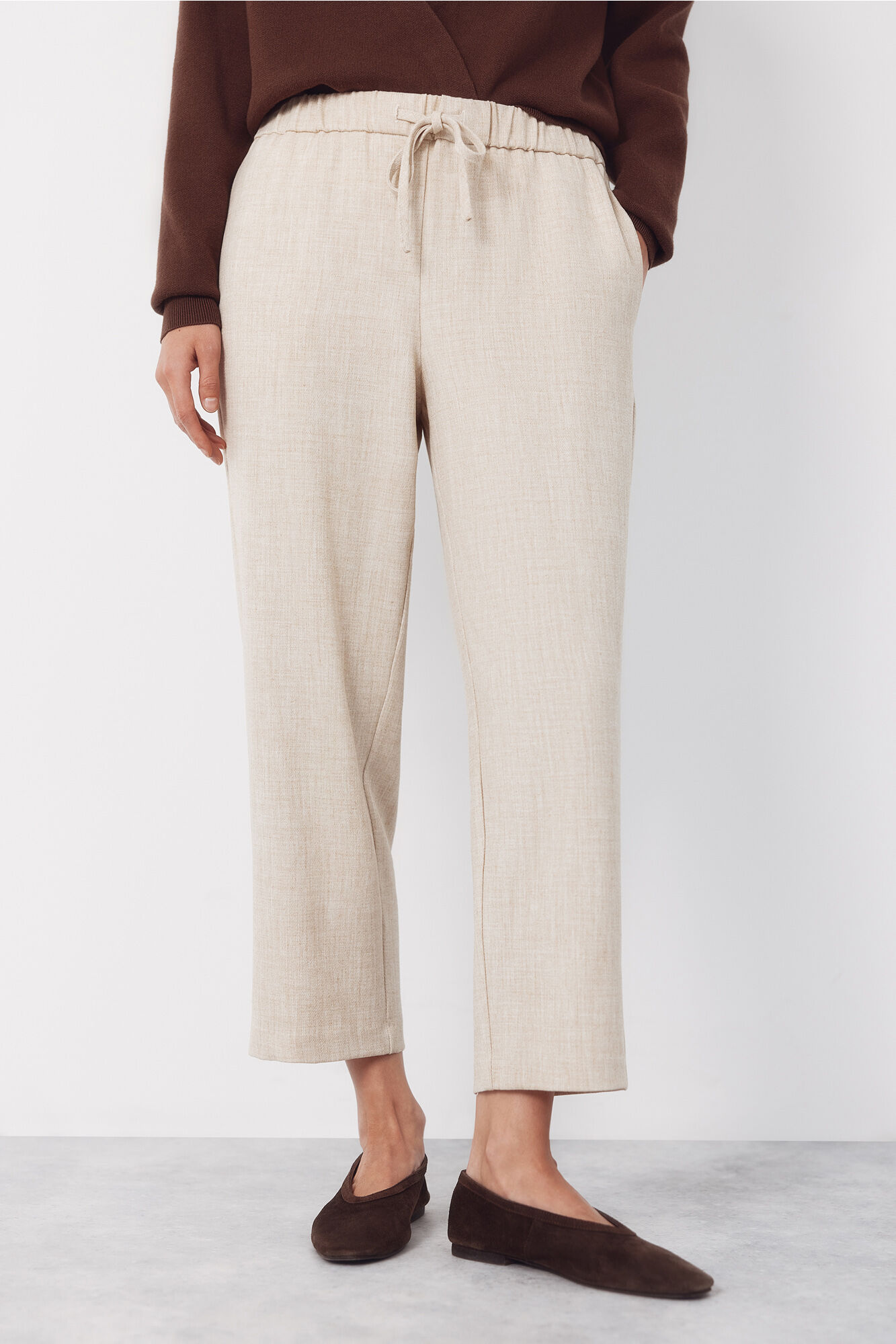 Cortefiel Women's jogger pants Ivory