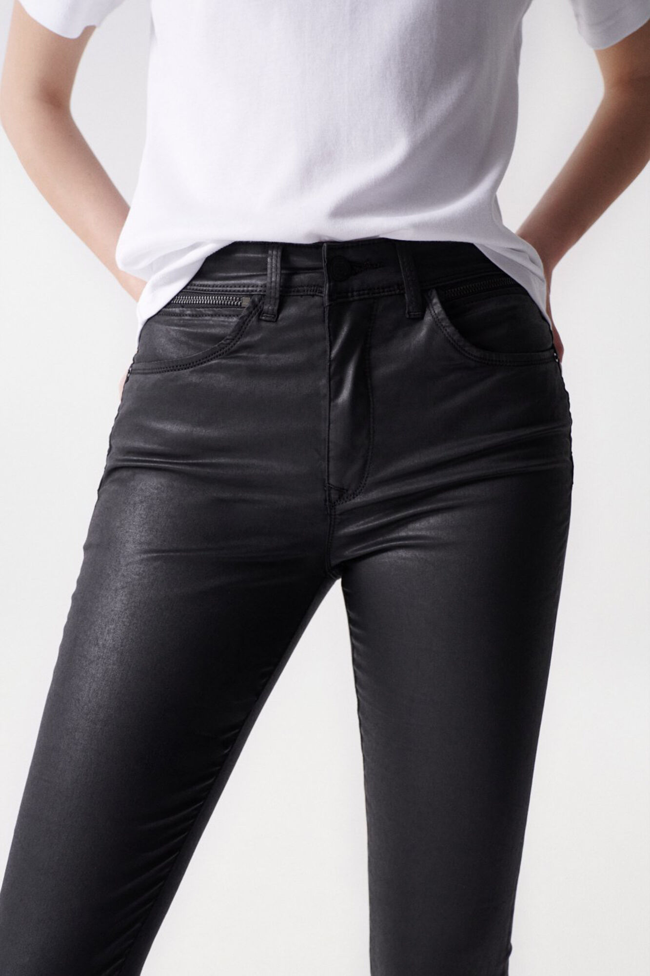 Salsa Jeans Faith cropped push-in jeans with a coating effect Black