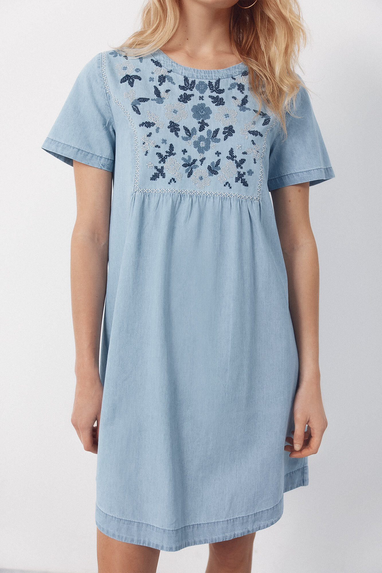 Cortefiel Embroidered dress Blue