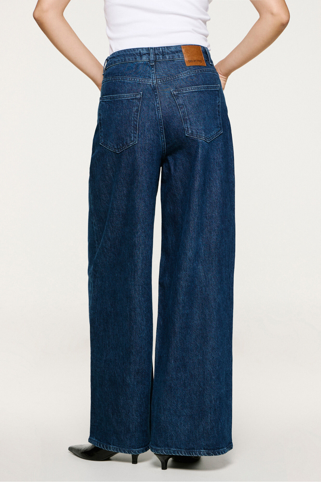 Selected Cal&ccedil;a plissado de algod&atilde;o org&acirc;nico. Azul