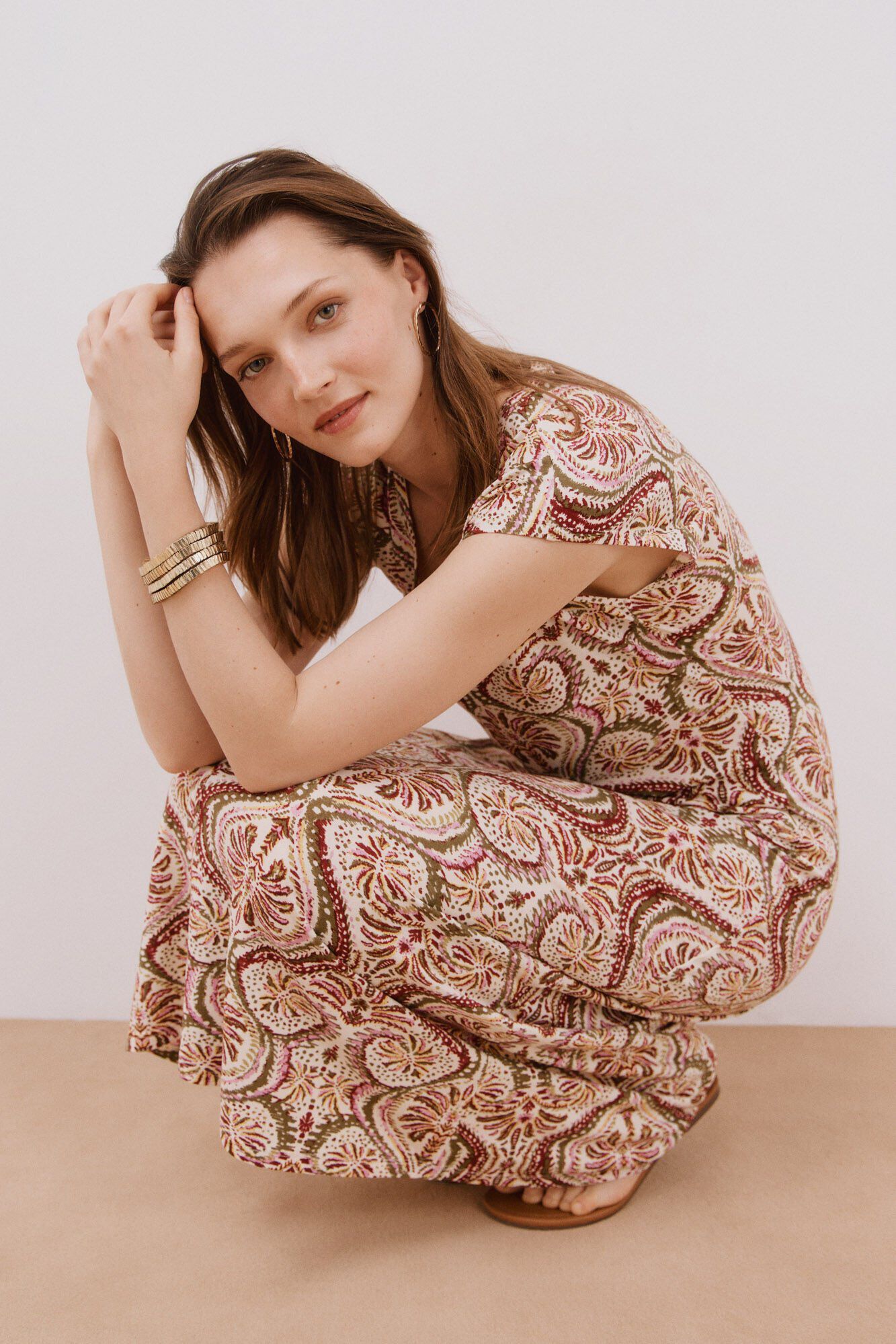 Cortefiel Contrast V neckline dress