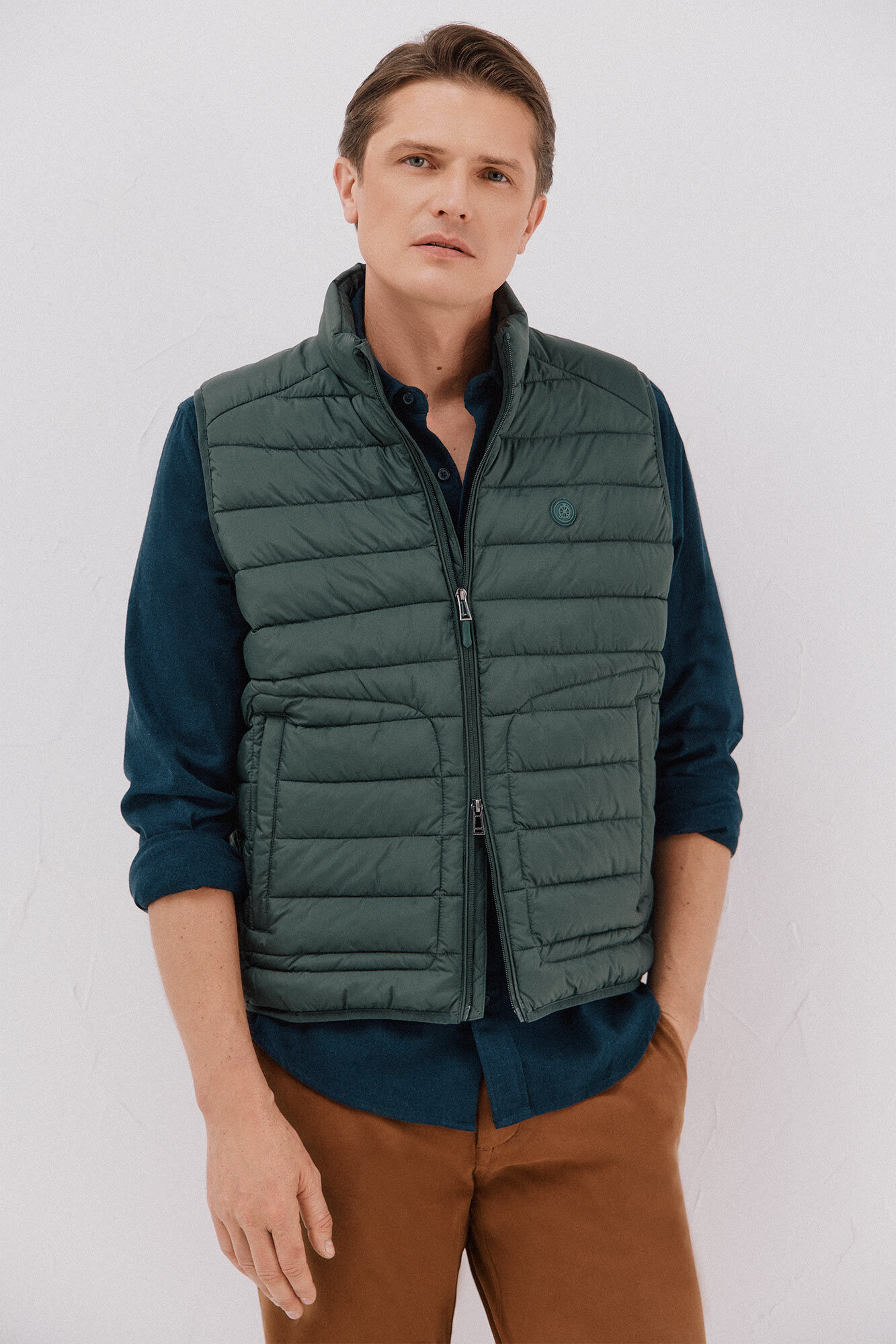 Cortefiel Ultra-light quilted gilet Dark green