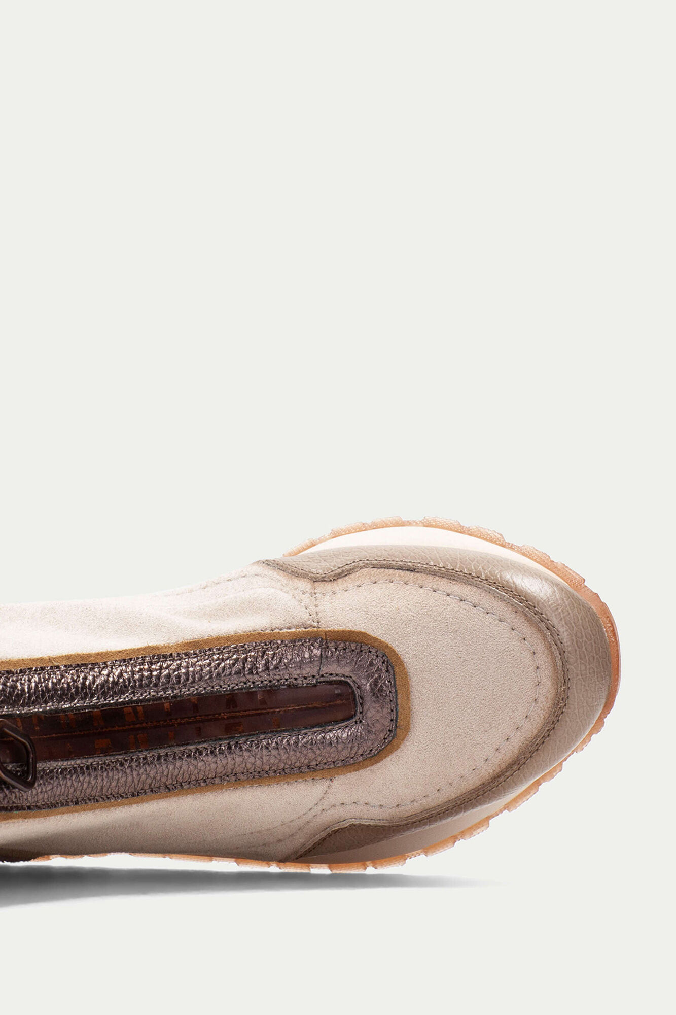 Hispanitas T&ecirc;nis esportivo KANSAS Center com fecho-&eacute;clair Tostado