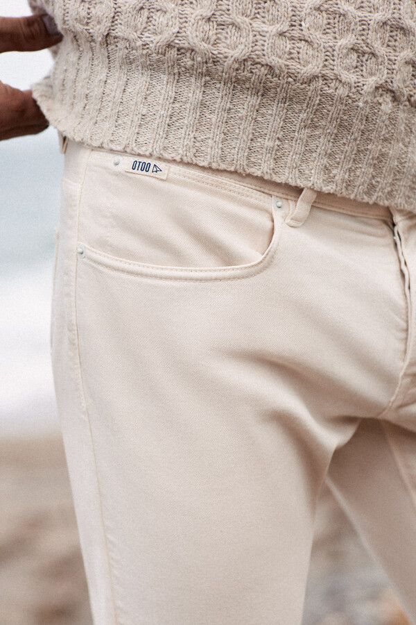 Cortefiel Coloured slim fit 5-pocket trousers. Ivory