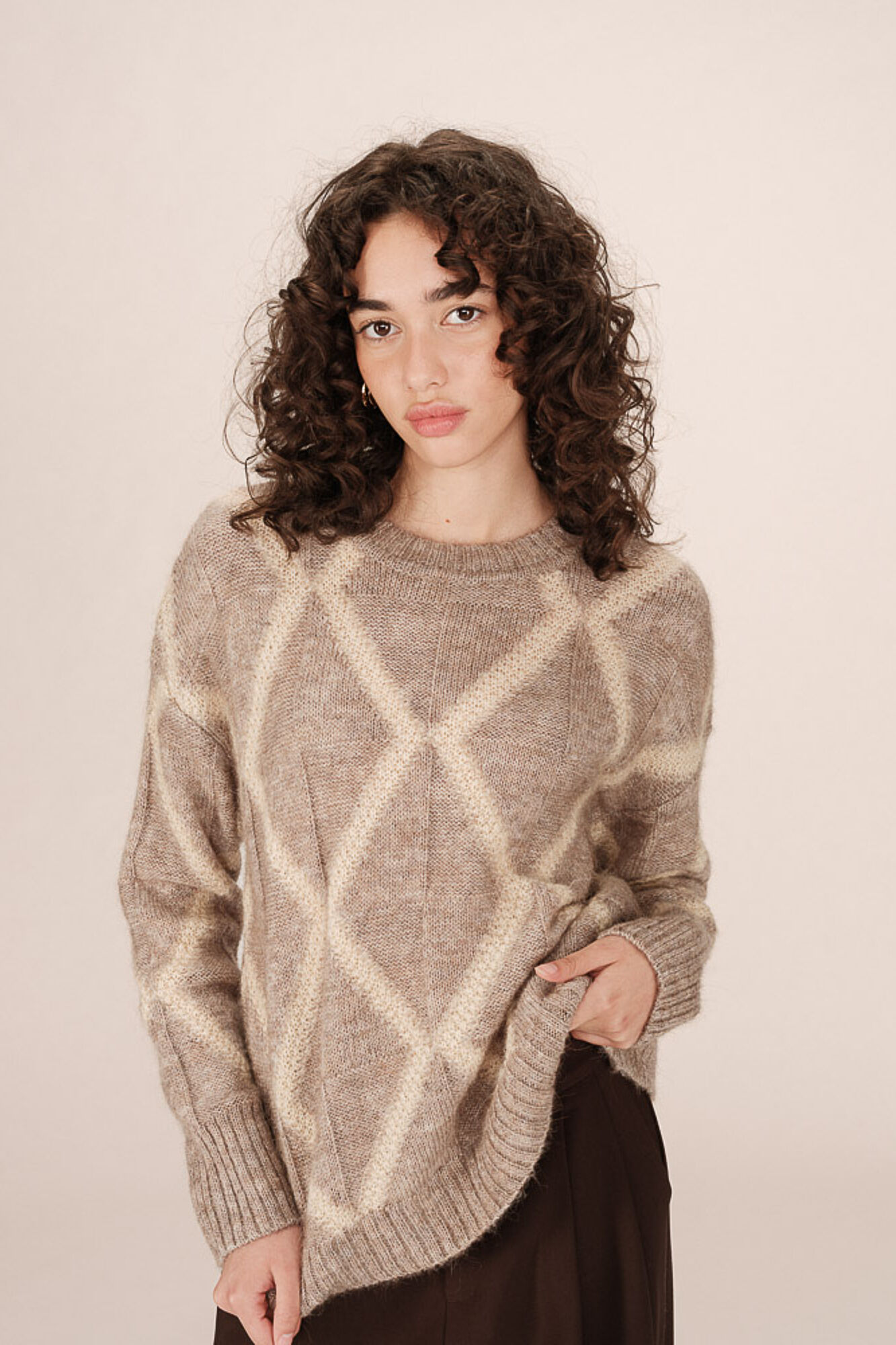 Grace & Mila Camisola b&aacute;sico com gola redonda Tostado