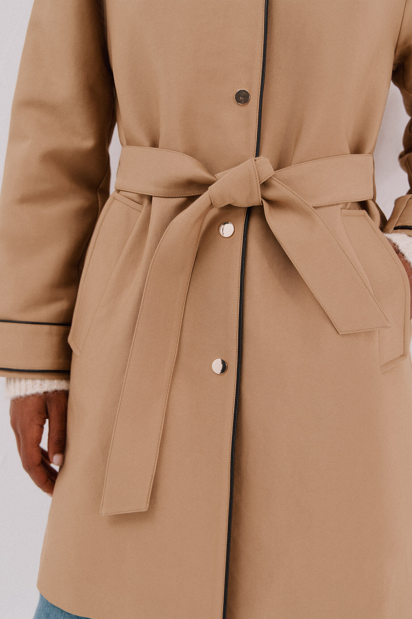 Cortefiel Gabardina acetinada capuz desmont&aacute;vel Castanho