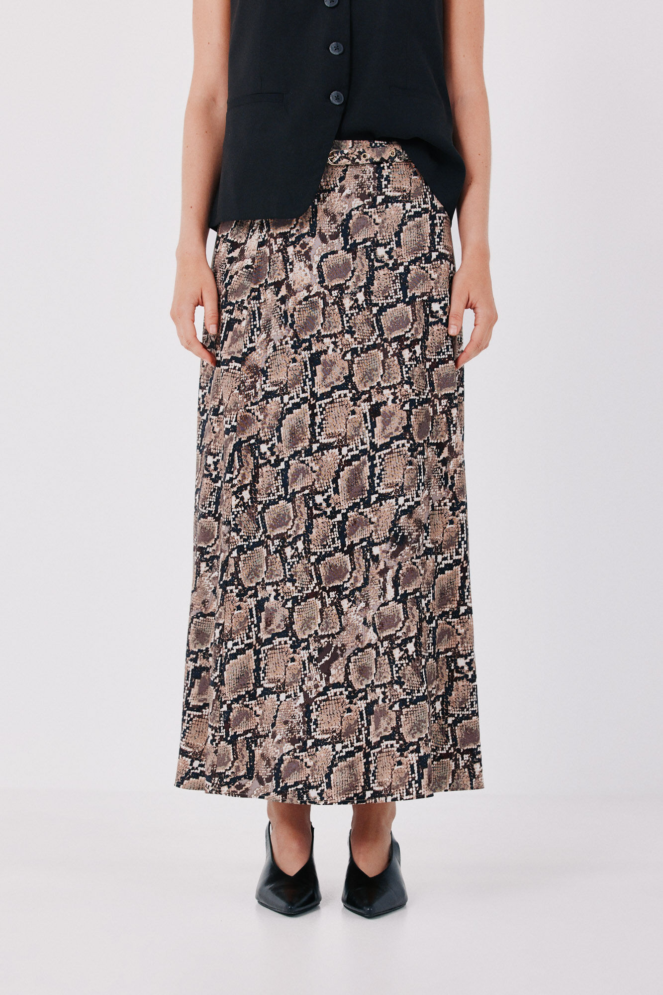 Cortefiel Midi skirt with belt