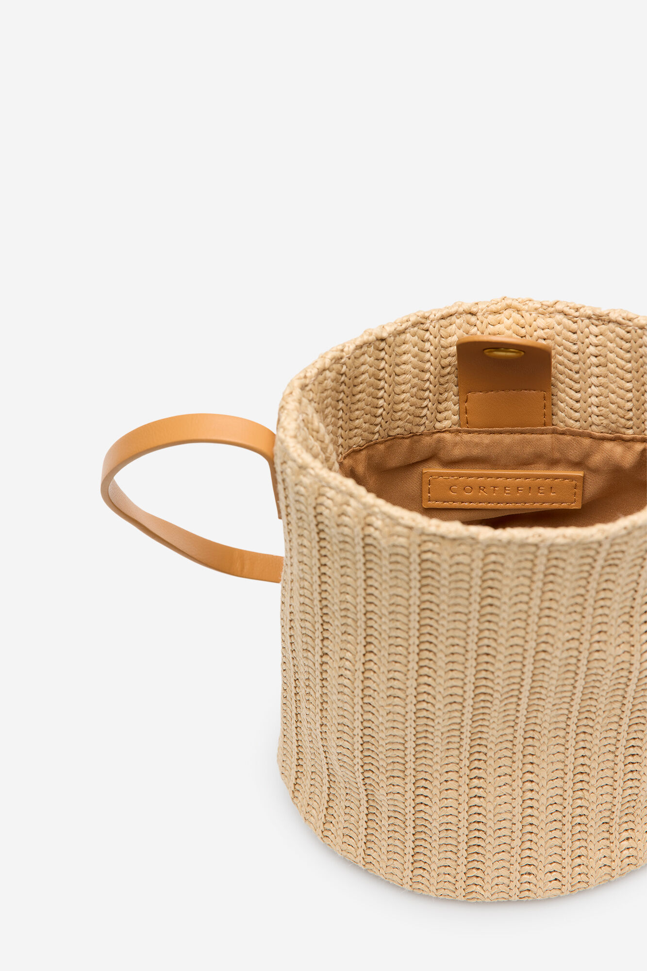 Cortefiel Raffia ring crossbody Nude