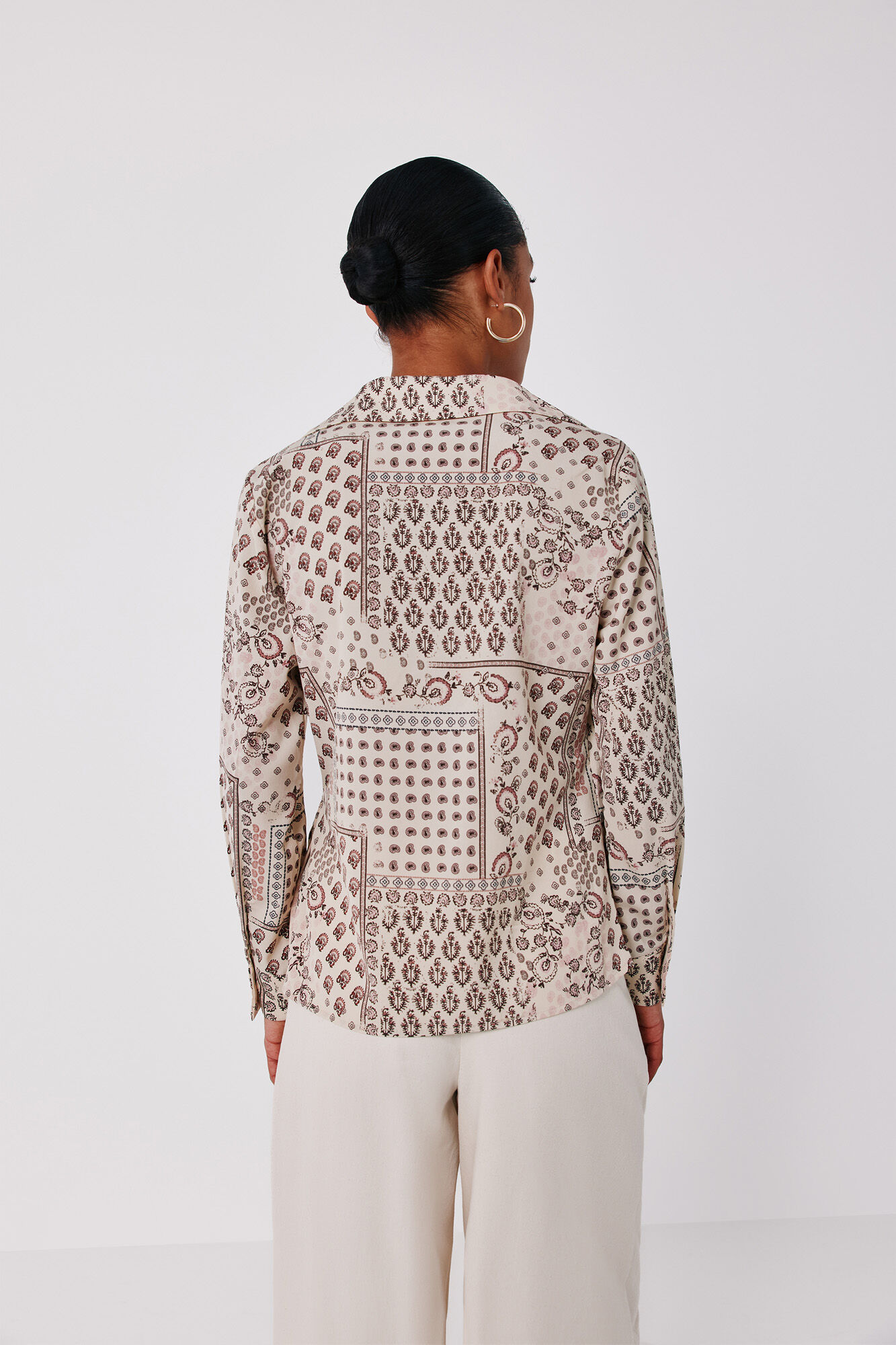 Cortefiel Blusa estampada cruzada Tostado