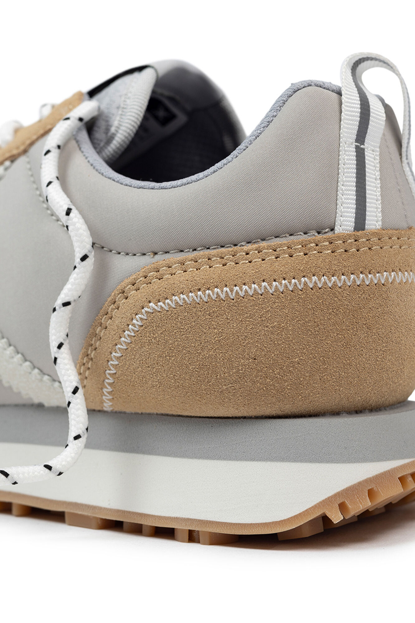 Munich Pr&oacute;ximo t&ecirc;nis 18 Tostado