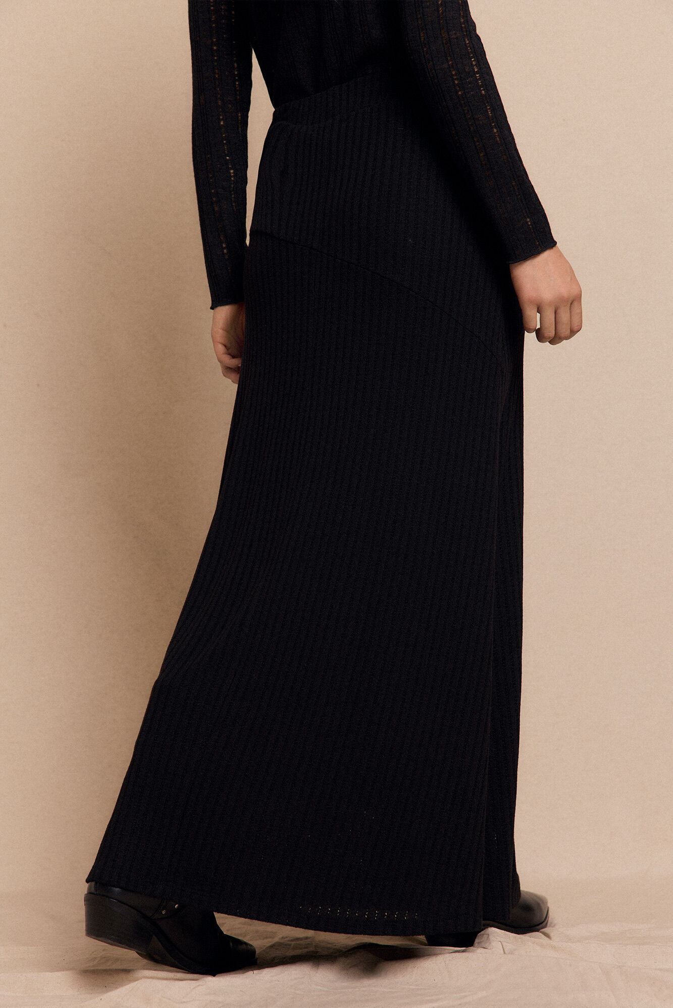 Slowlove Falda capa de punto Negro