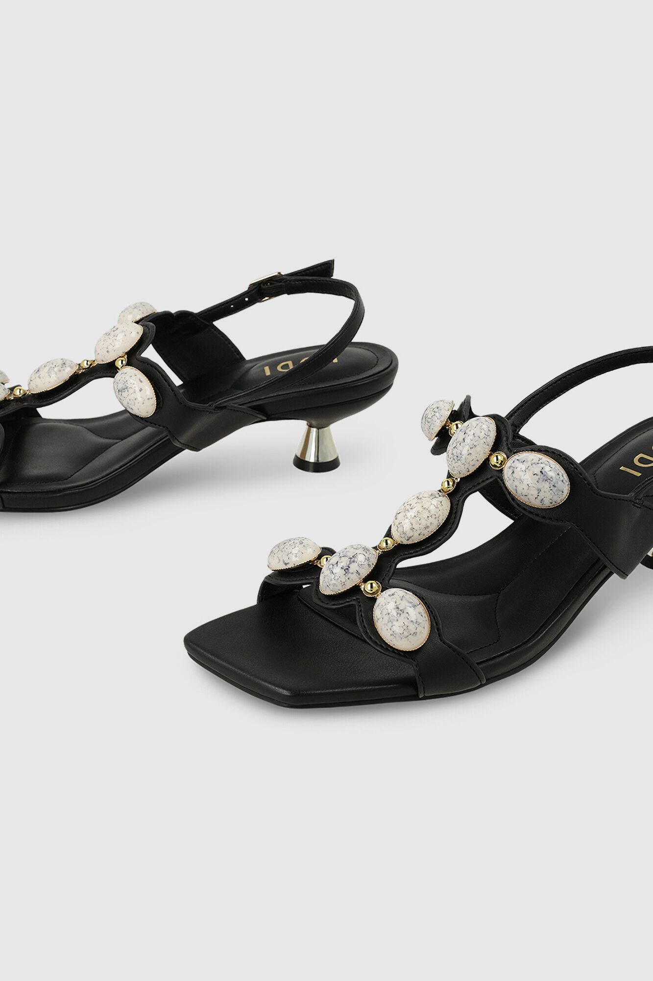 Lodi Sandalias efecto piel Negro