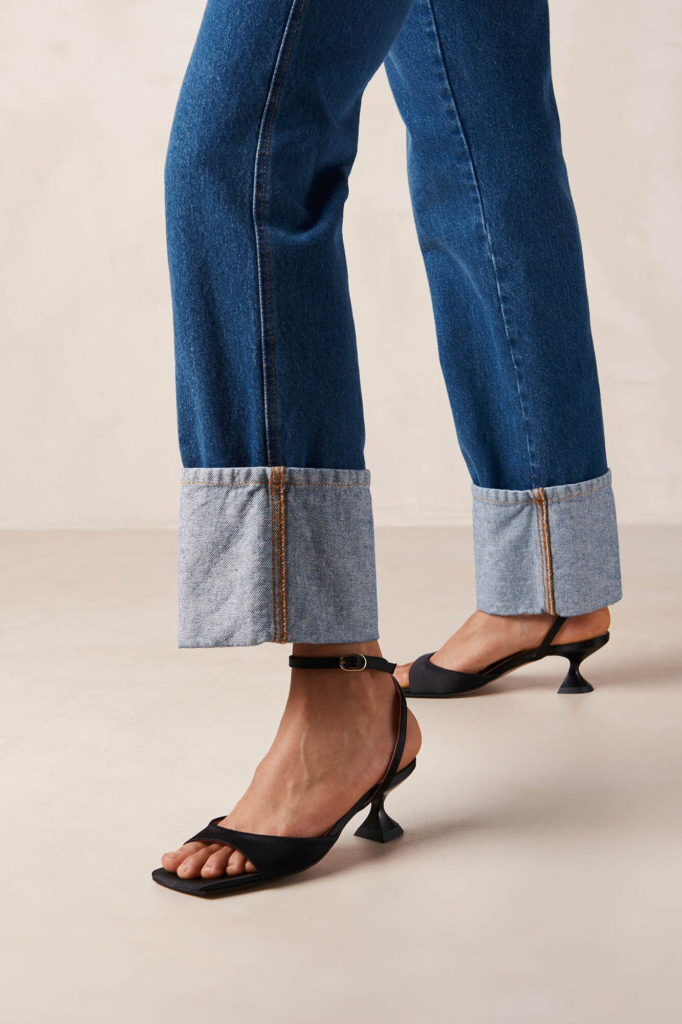 Alohas Sand&aacute;lias sedosas pretas Skye Preto