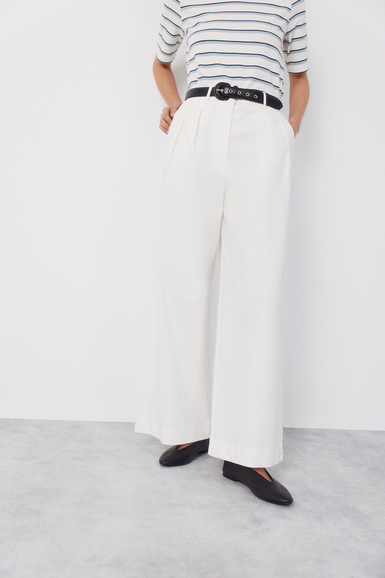 Cortefiel Cotton pleated trousers